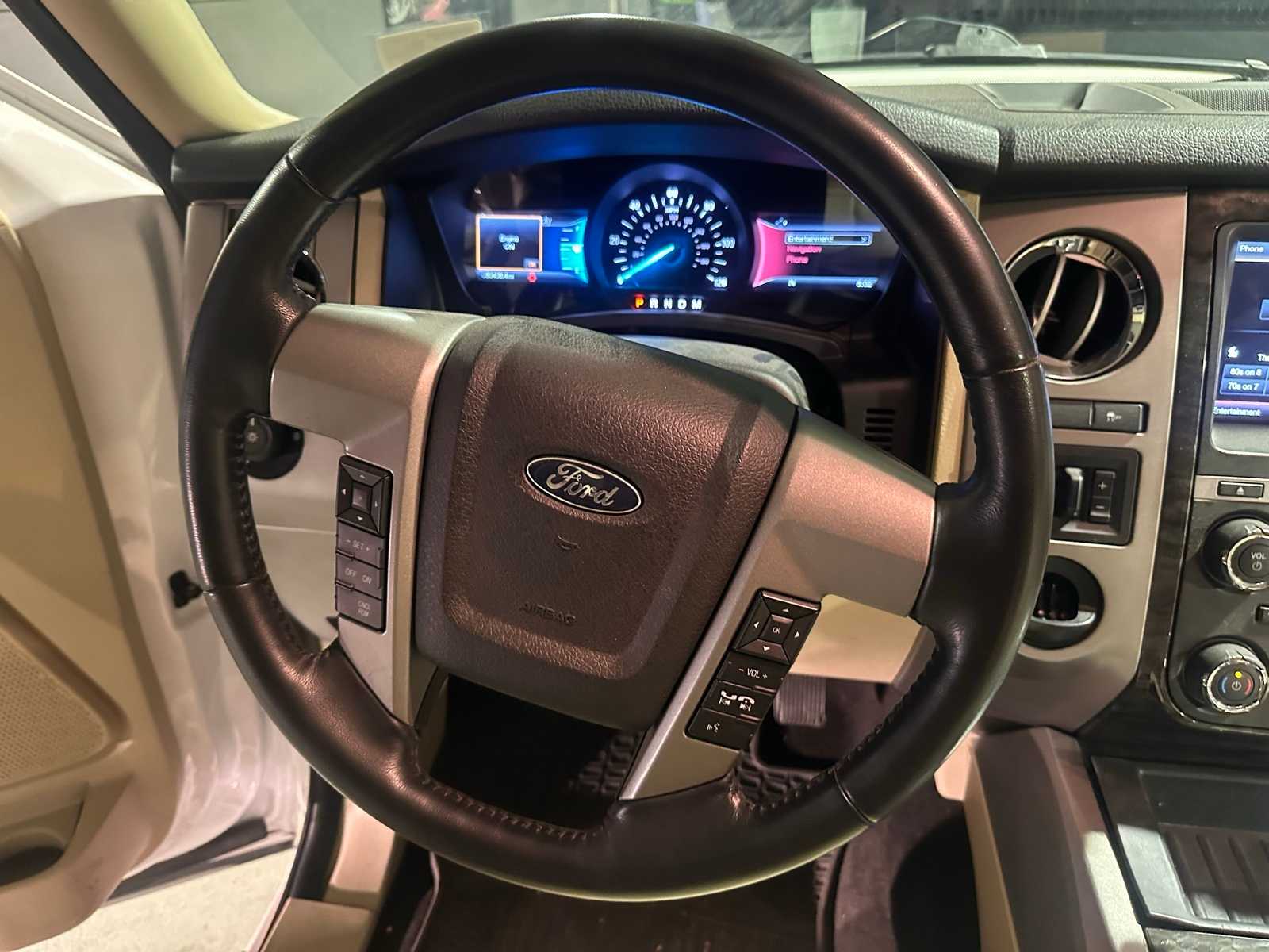 Thumbnail: 2015 Ford Expedition - 21