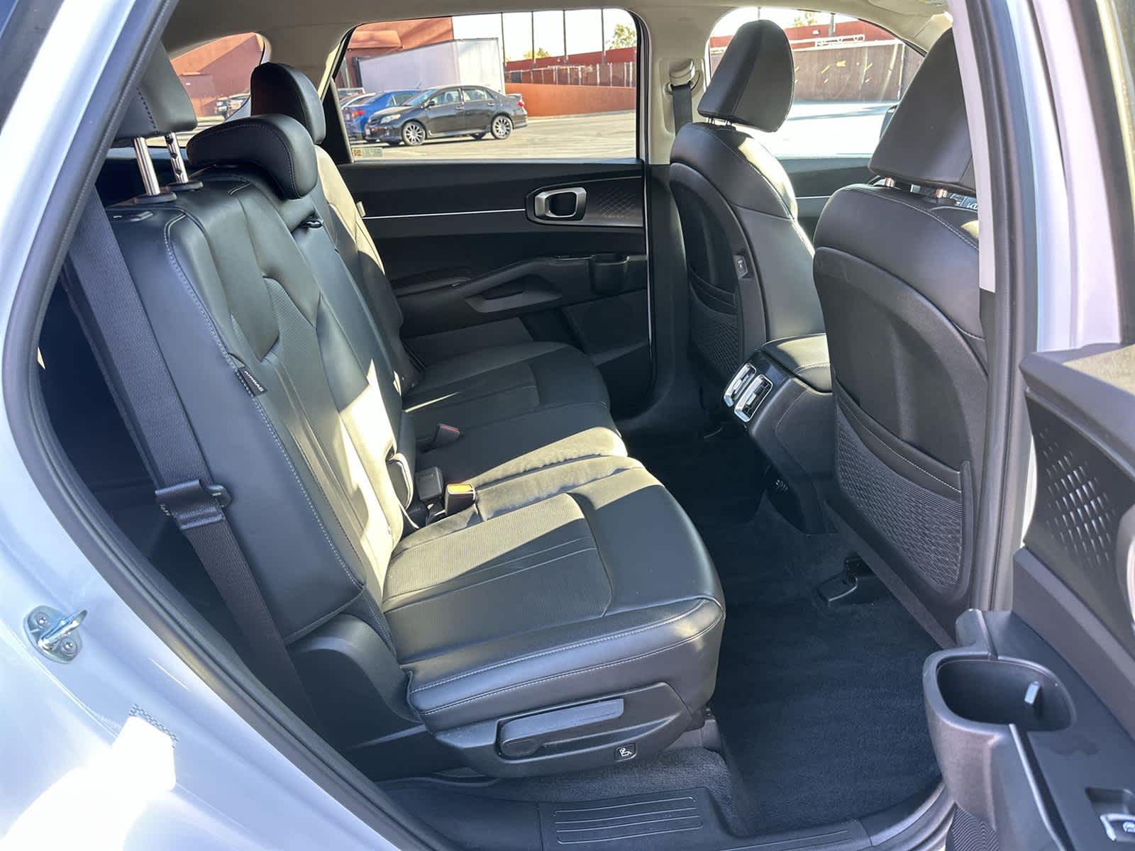 Thumbnail: 2025 Kia Sorento - 13