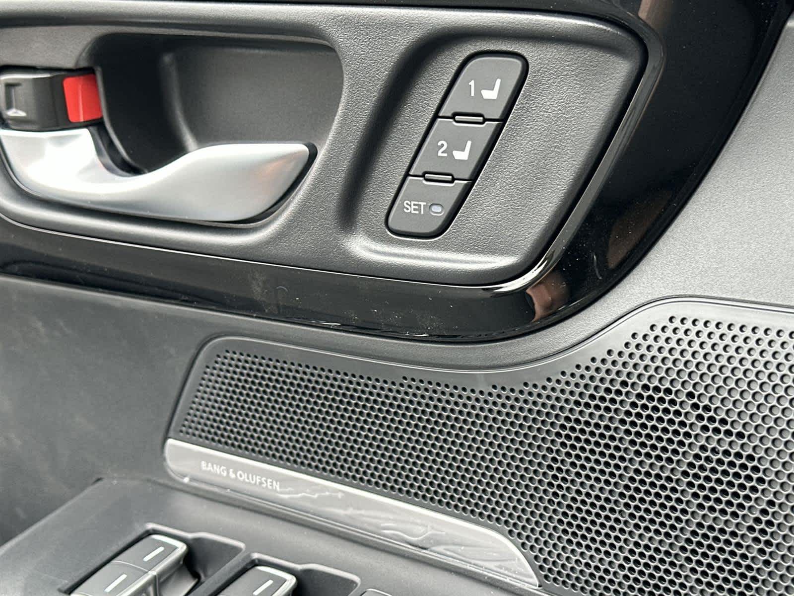 Thumbnail: 2025 Acura ADX - 31