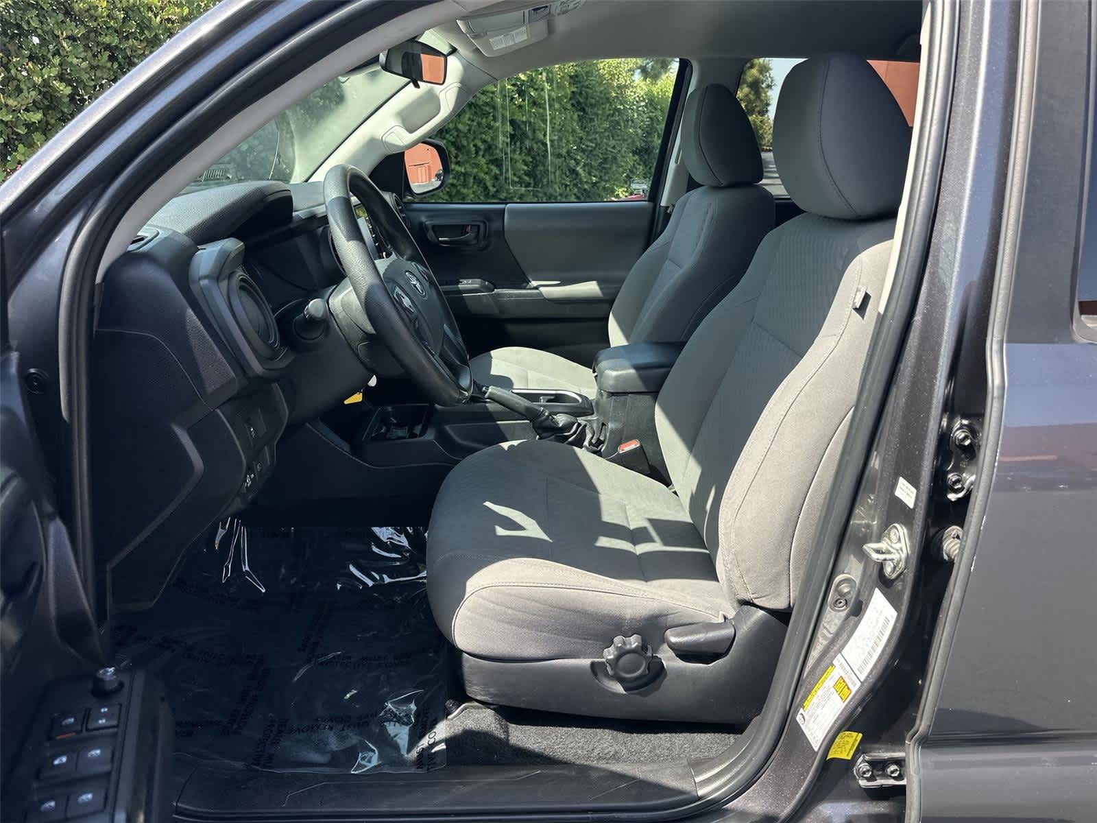 Thumbnail: 2020 Toyota Tacoma - 10