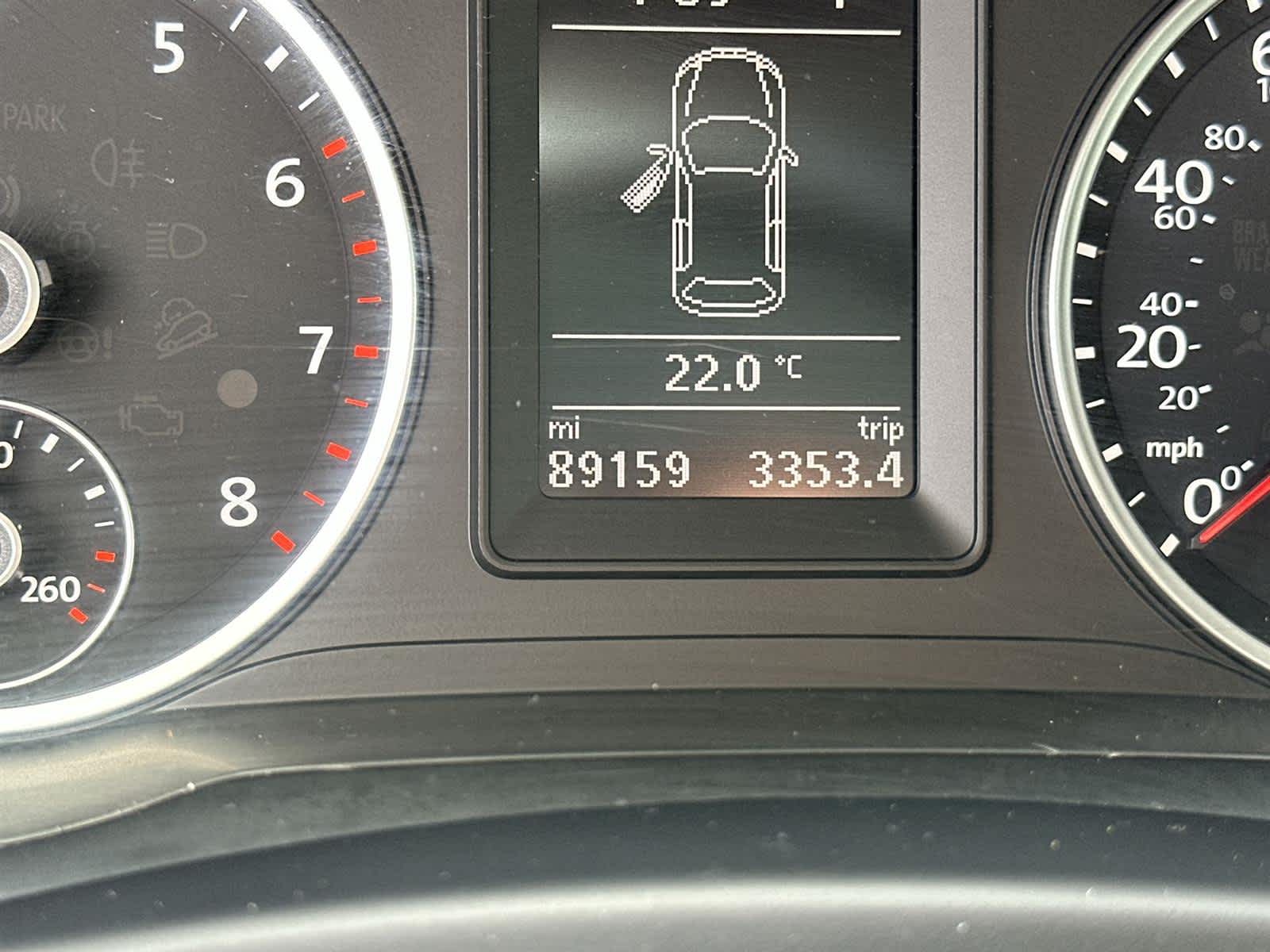 Thumbnail: 2017 Volkswagen Tiguan - 18