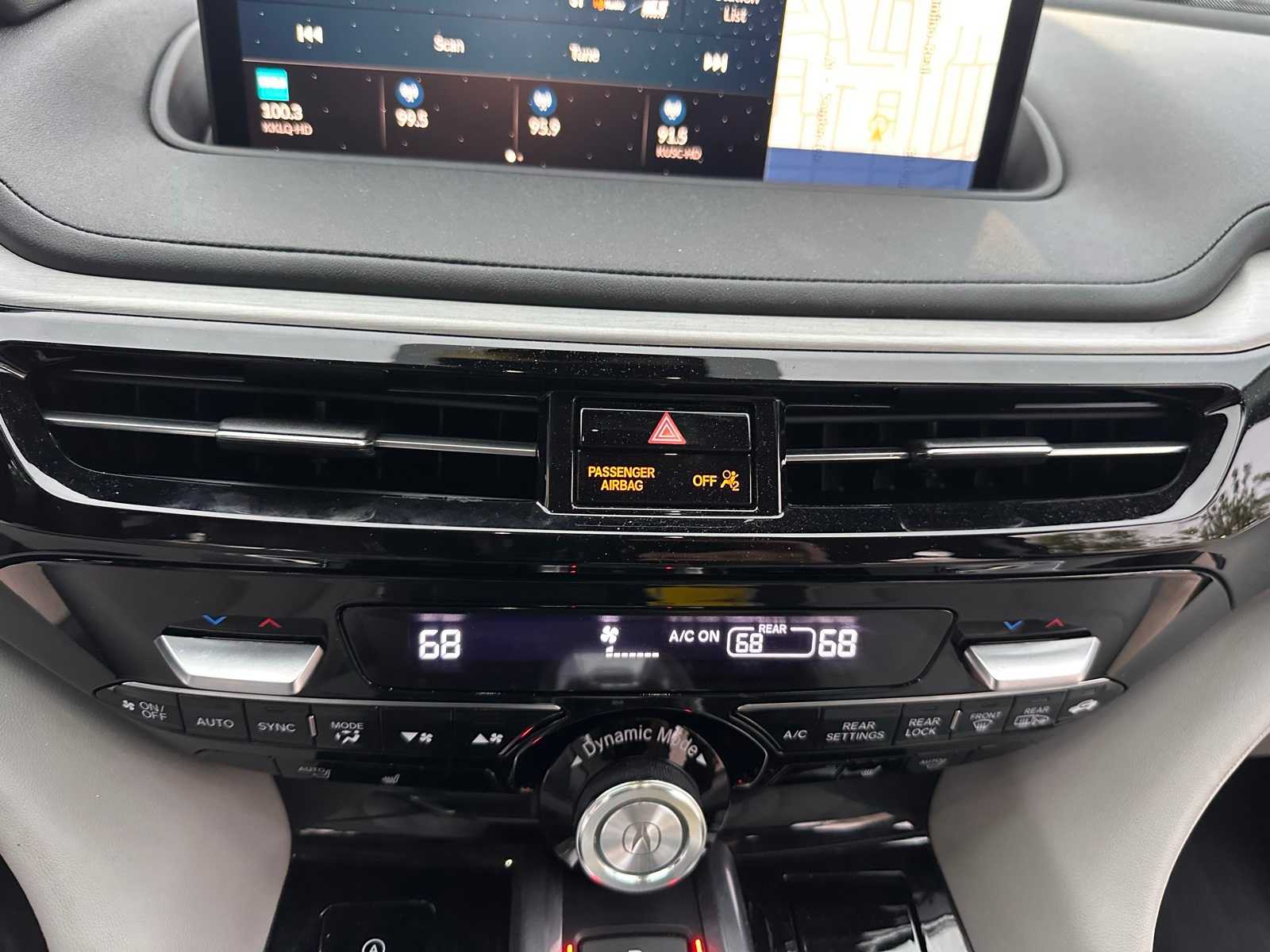 Thumbnail: 2023 Acura MDX - 18