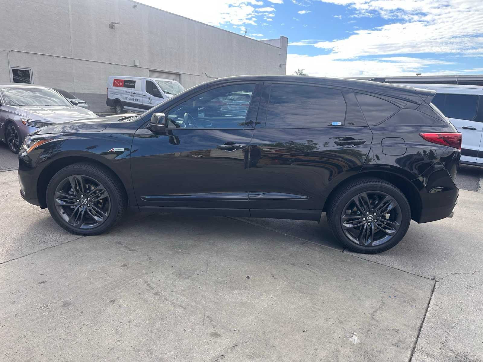 Thumbnail: 2024 Acura RDX - 2