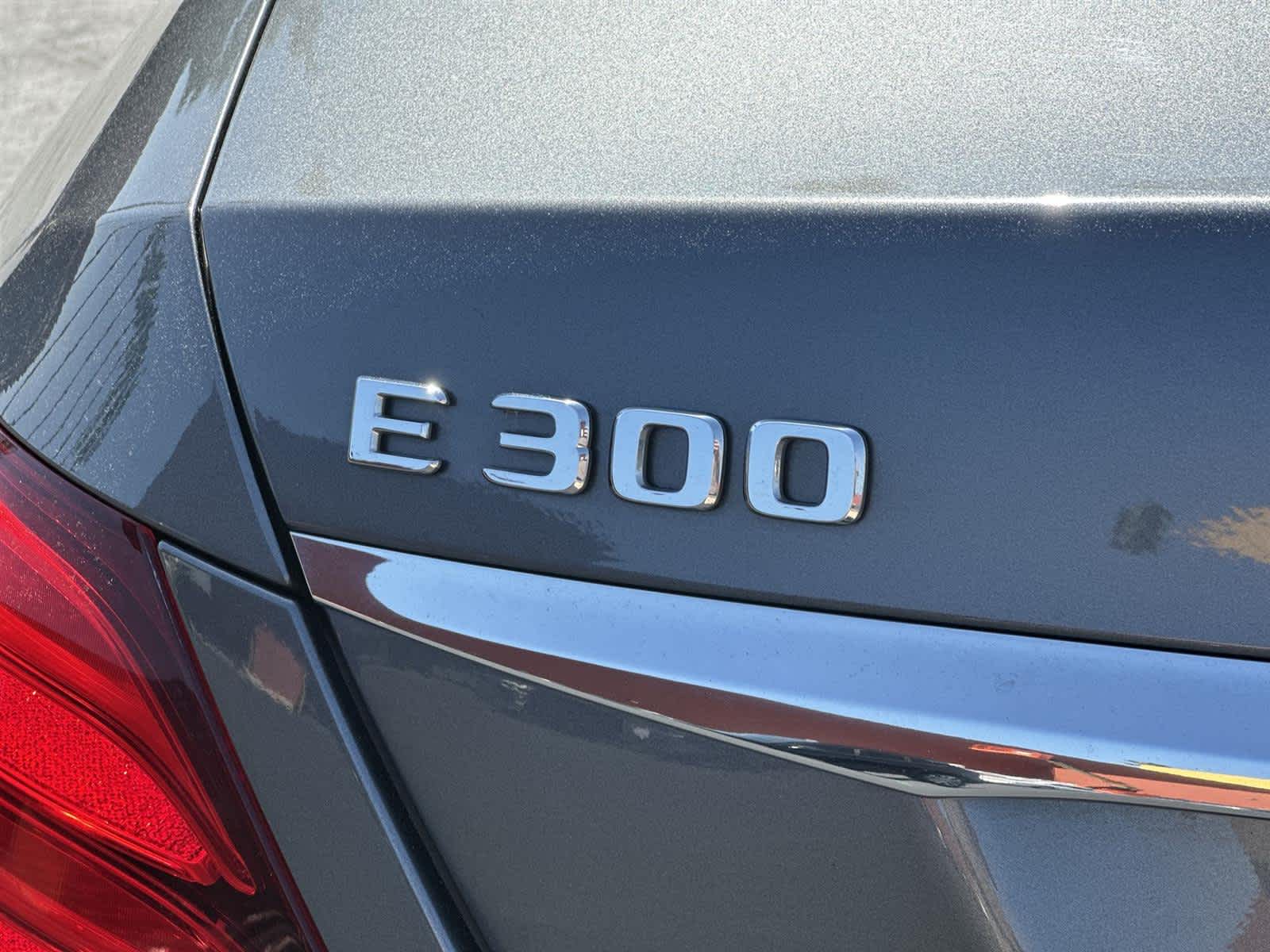 Thumbnail: 2017 Mercedes-Benz E-Class - 7