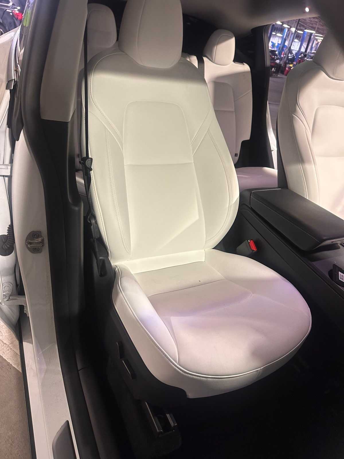 Thumbnail: 2025 Tesla Model Y - 15