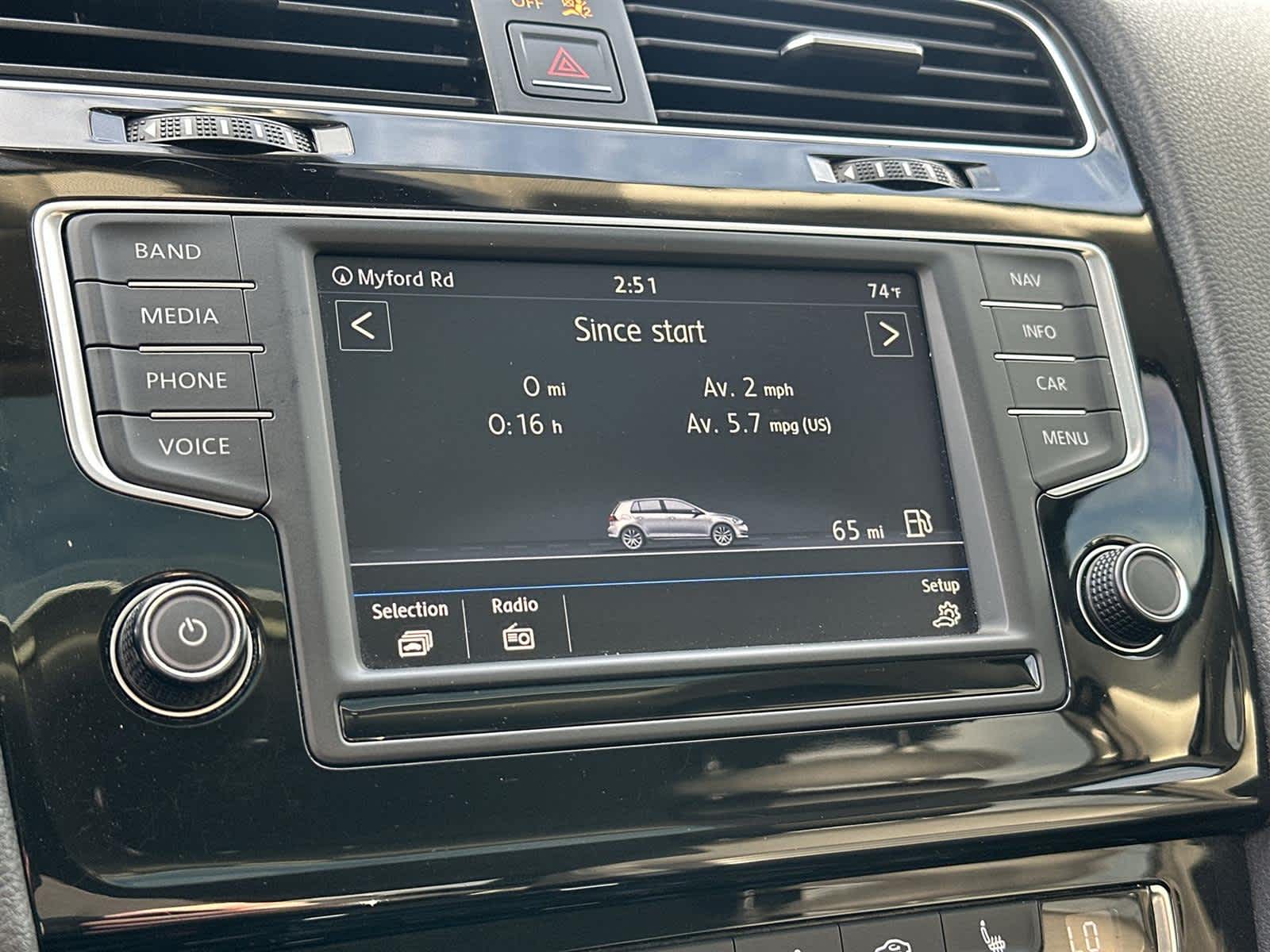 Thumbnail: 2017 Volkswagen Golf - 31