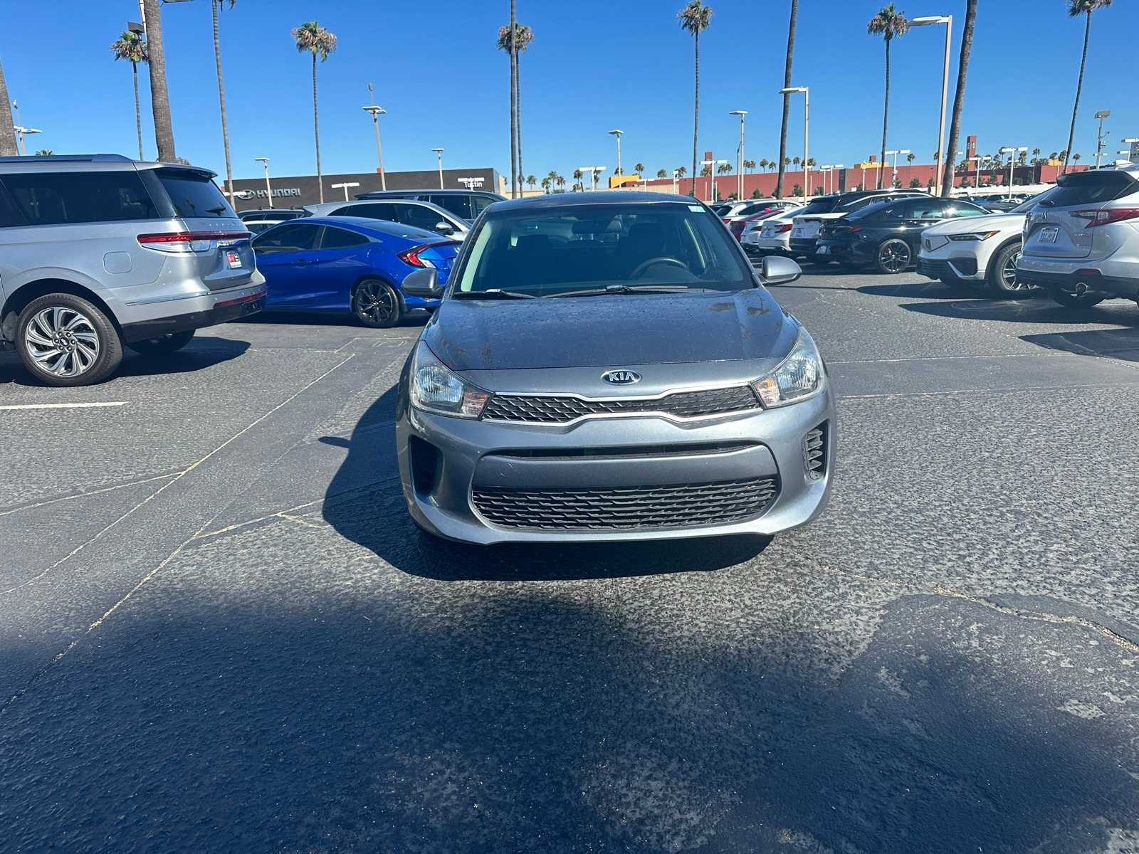 Thumbnail: 2019 Kia Rio - 8