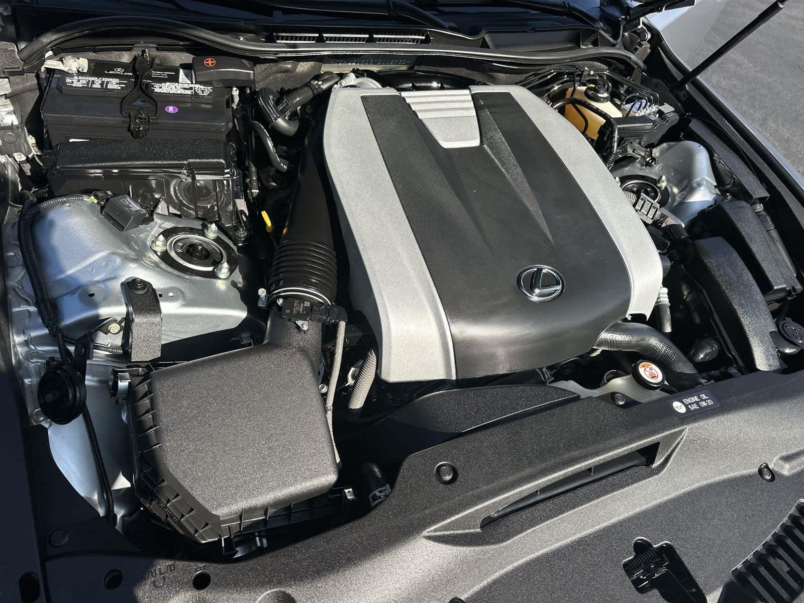 Thumbnail: 2021 Lexus IS - 9