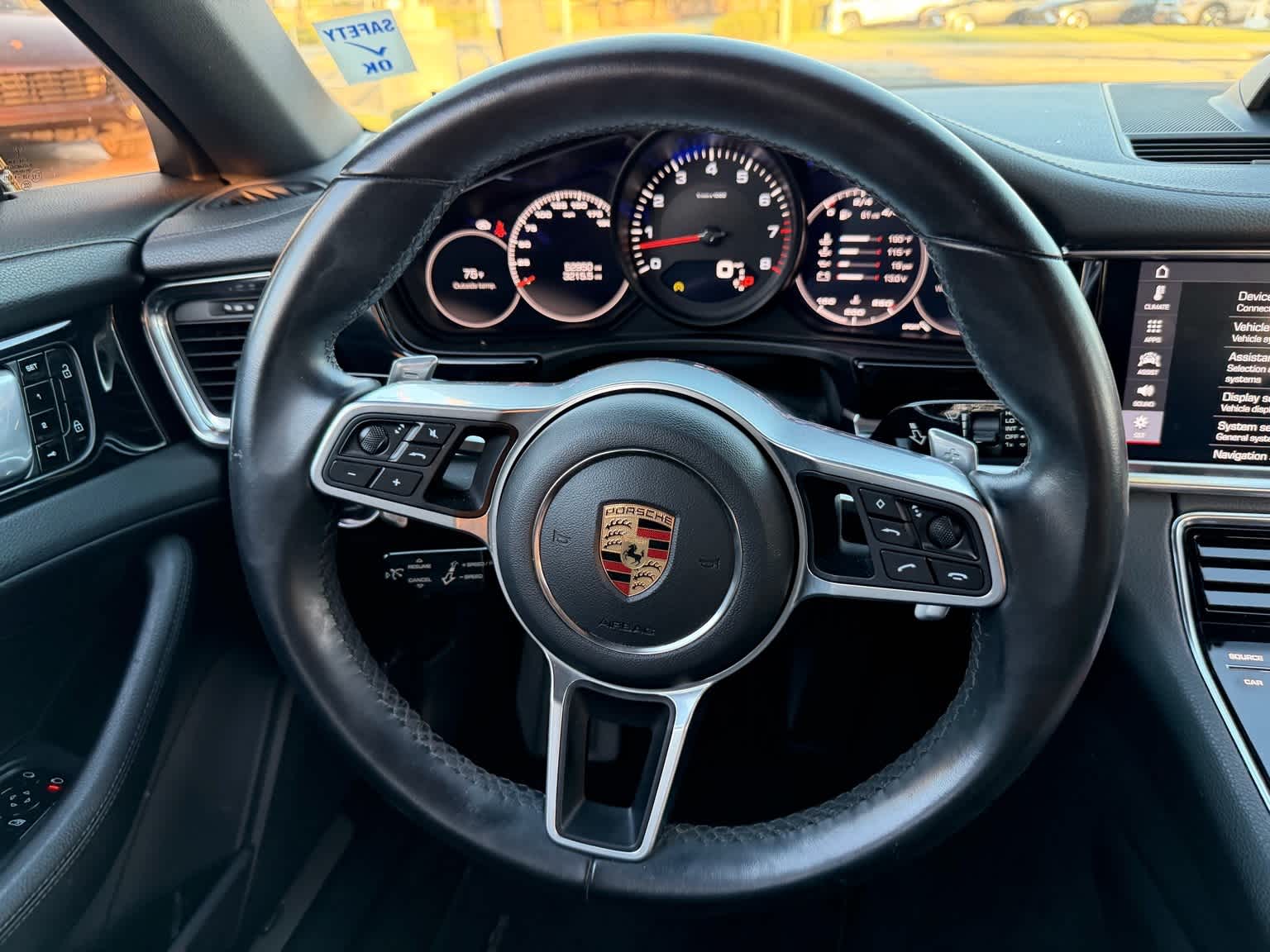 Thumbnail: 2020 Porsche Panamera - 18