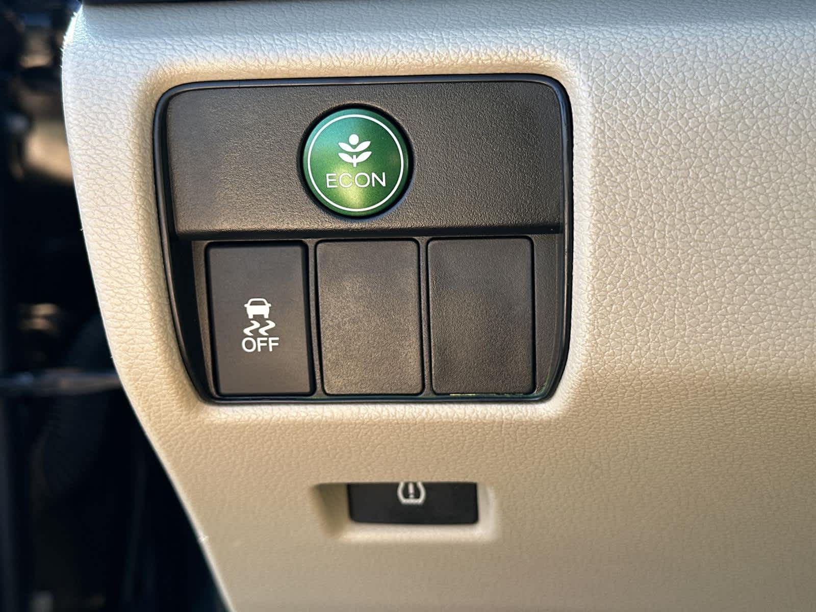 Thumbnail: 2017 Honda Accord - 28