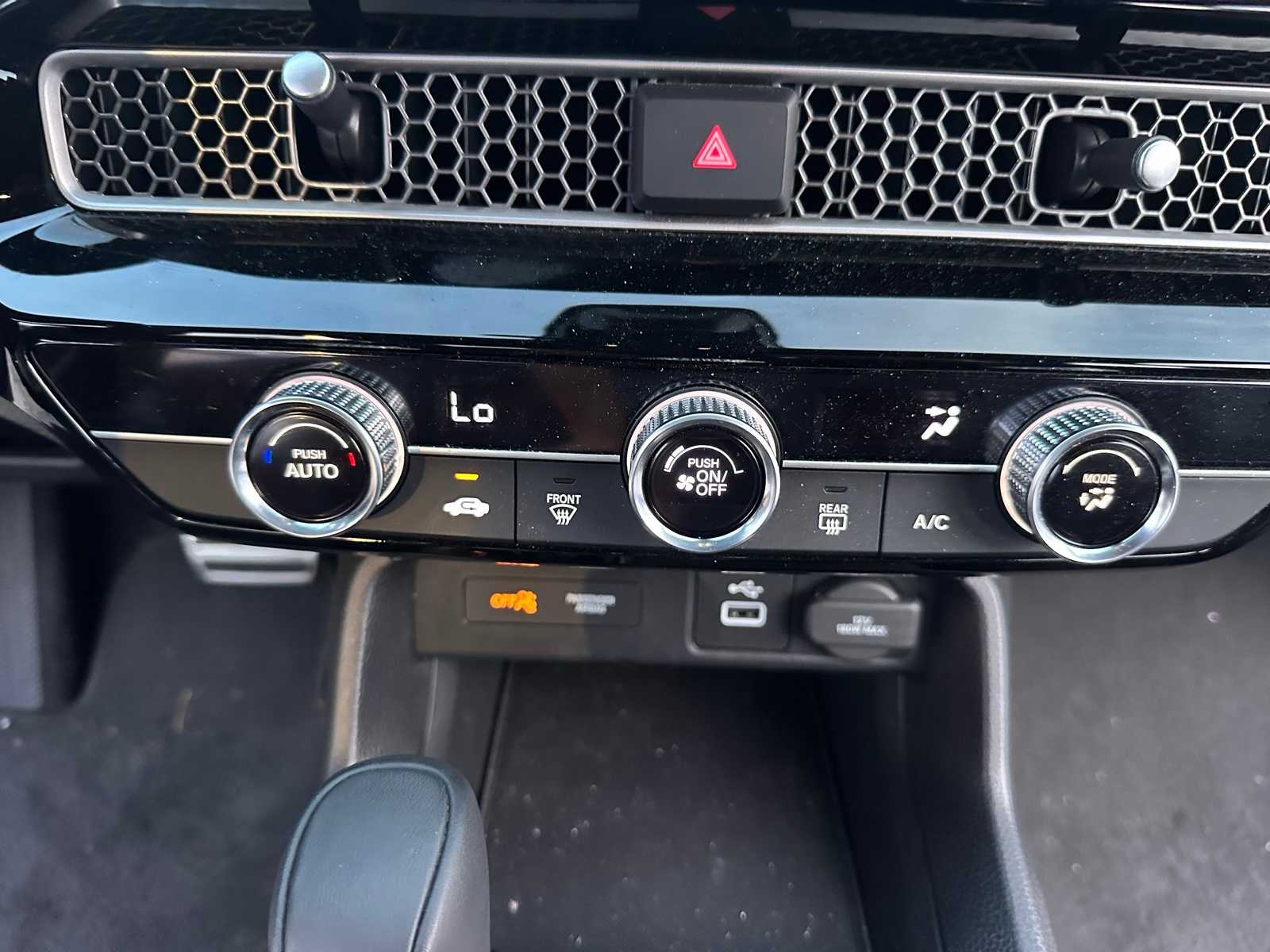 Thumbnail: 2024 Honda Civic - 17