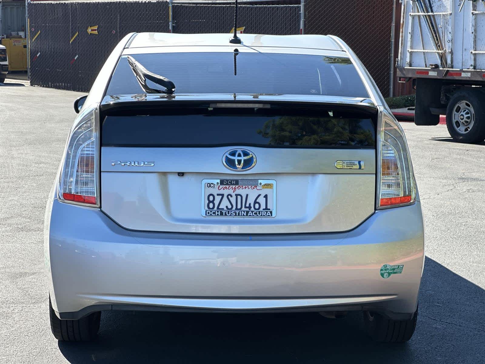 Thumbnail: 2015 Toyota Prius - 5