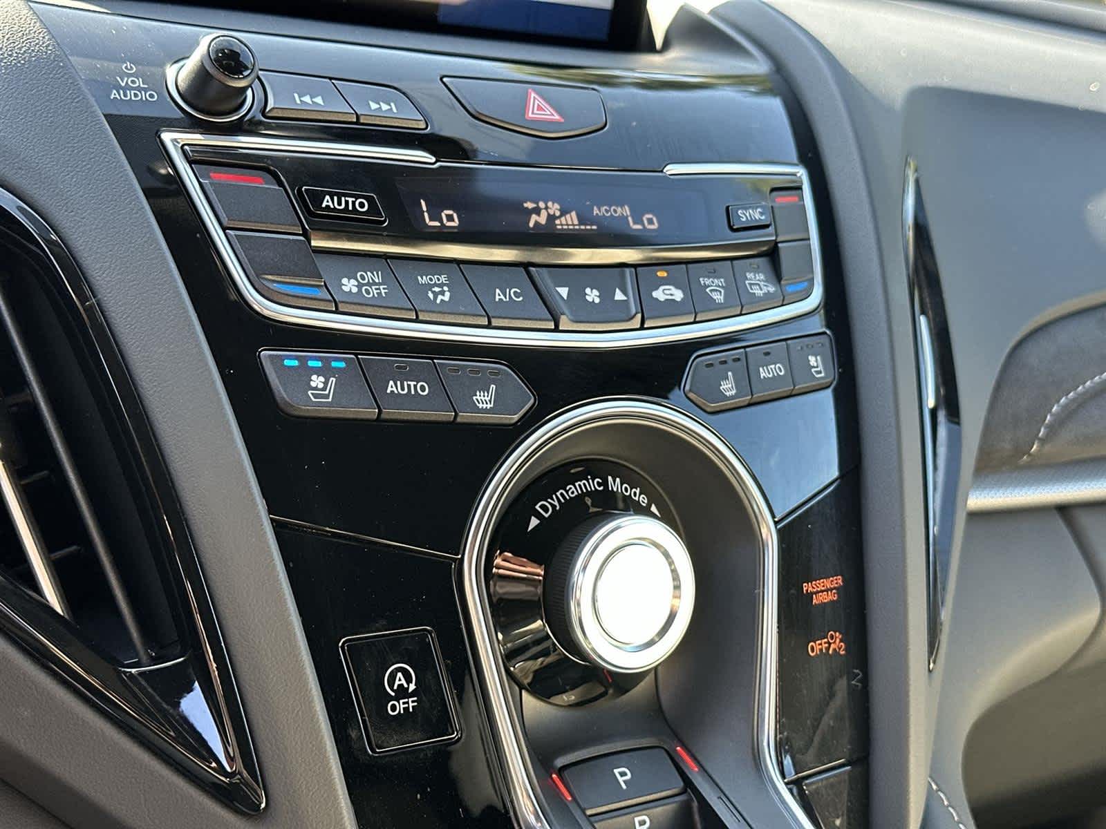 Thumbnail: 2025 Acura RDX - 26