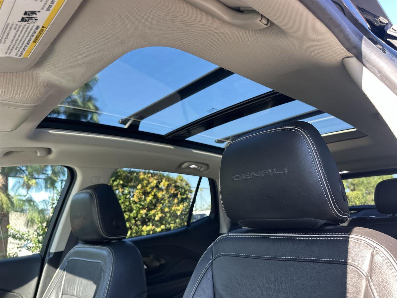 Thumbnail: 2018 GMC Terrain - 32