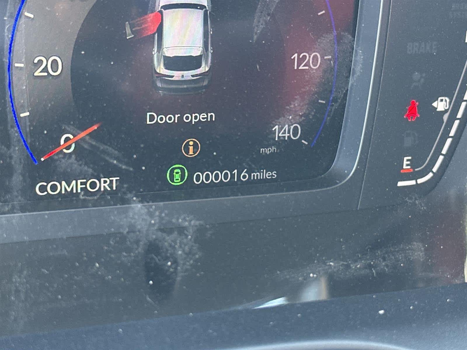 Thumbnail: 2025 Acura ADX - 18