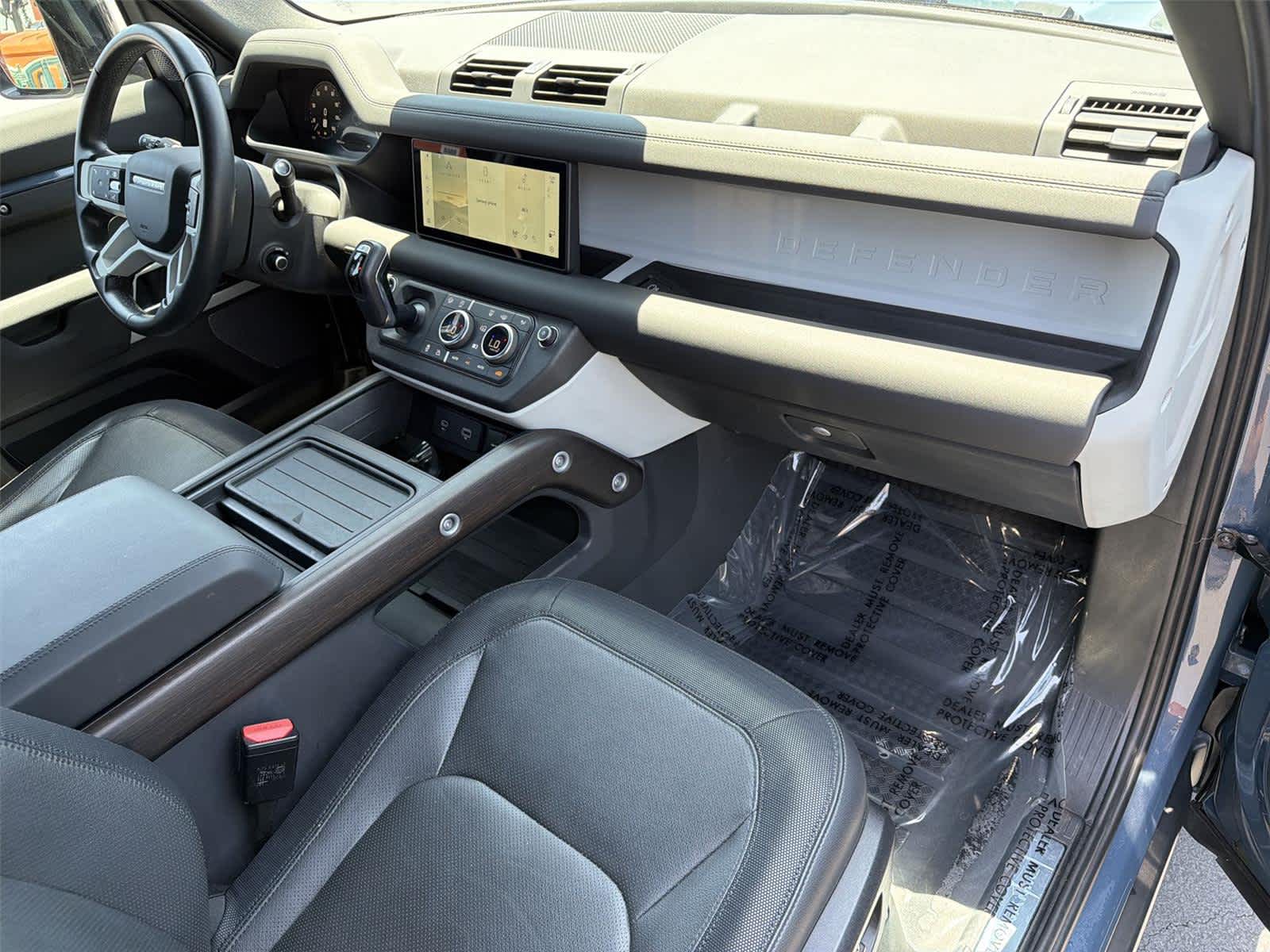 Thumbnail: 2024 Land Rover Defender - 12