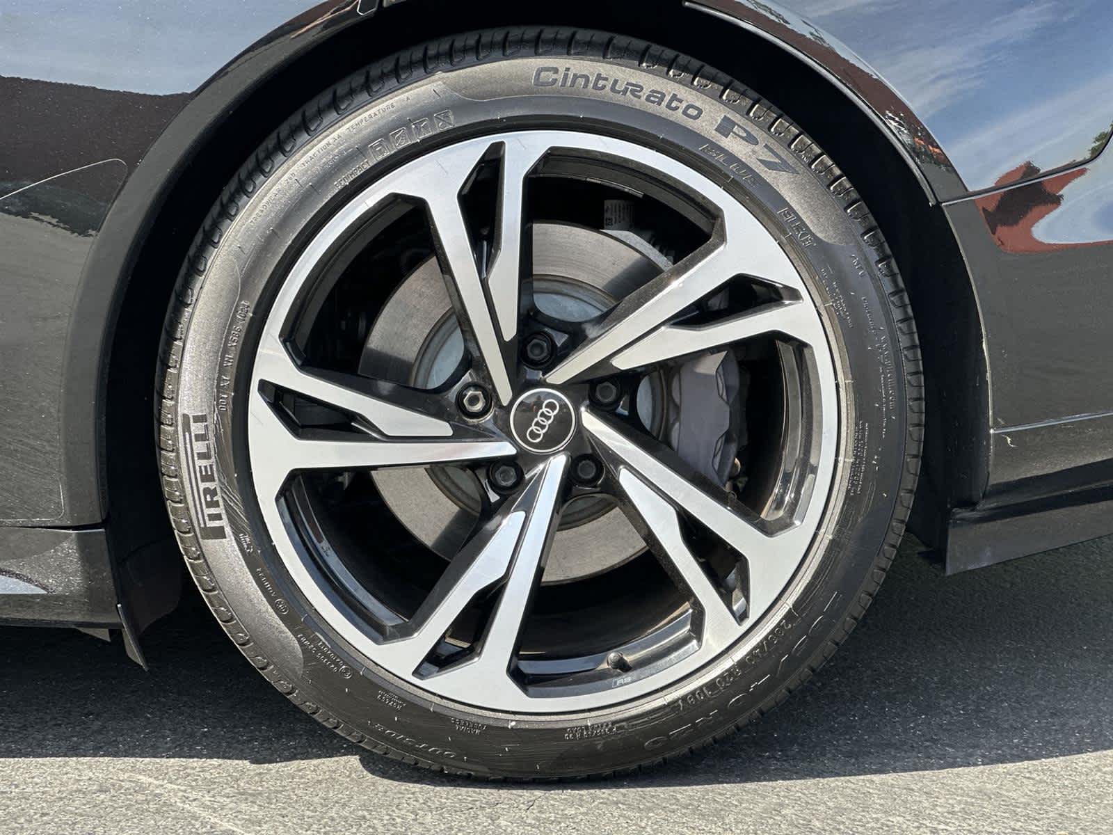 Thumbnail: 2022 Audi e-tron GT - 8