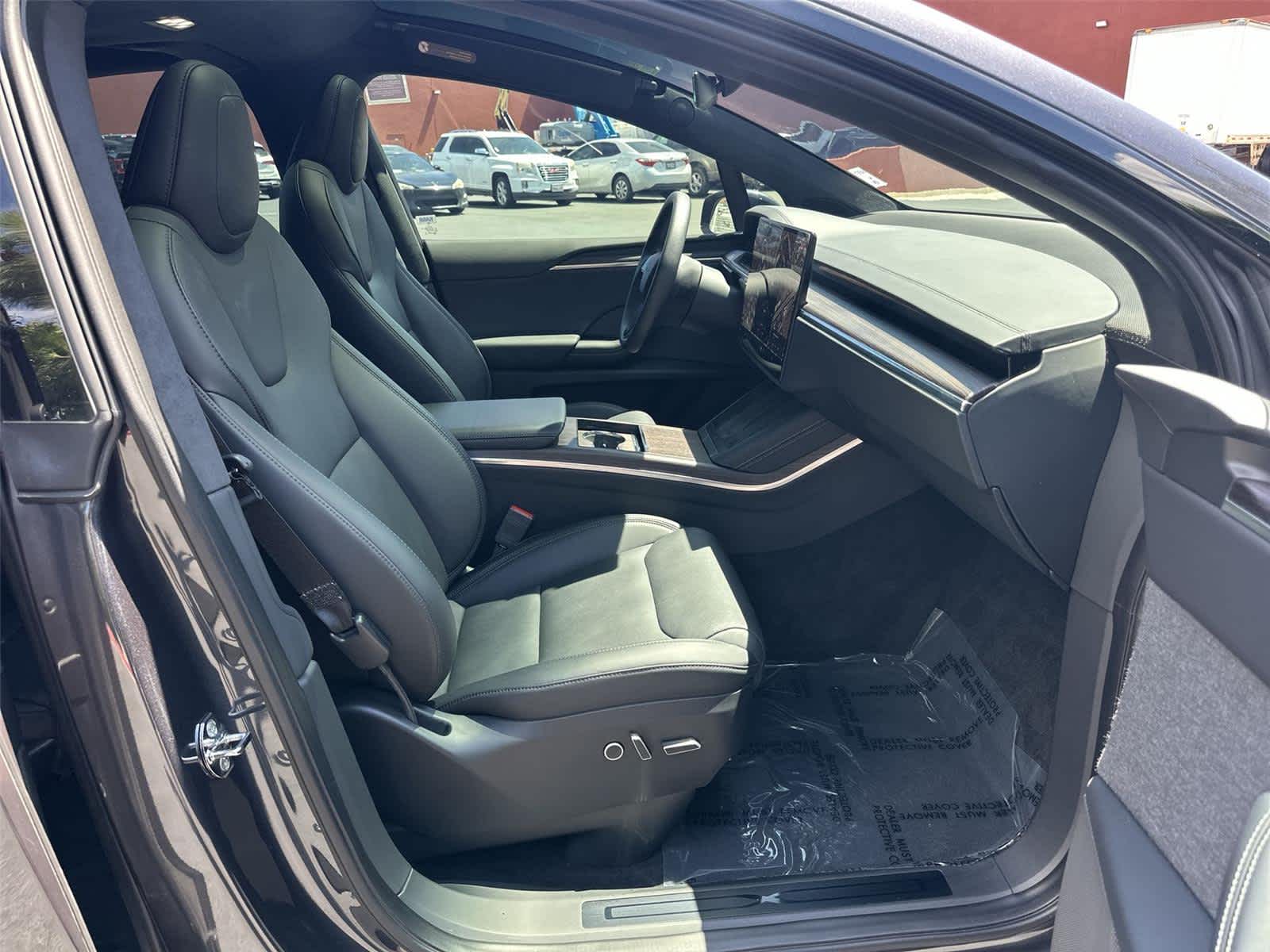 Thumbnail: 2024 Tesla Model X - 14