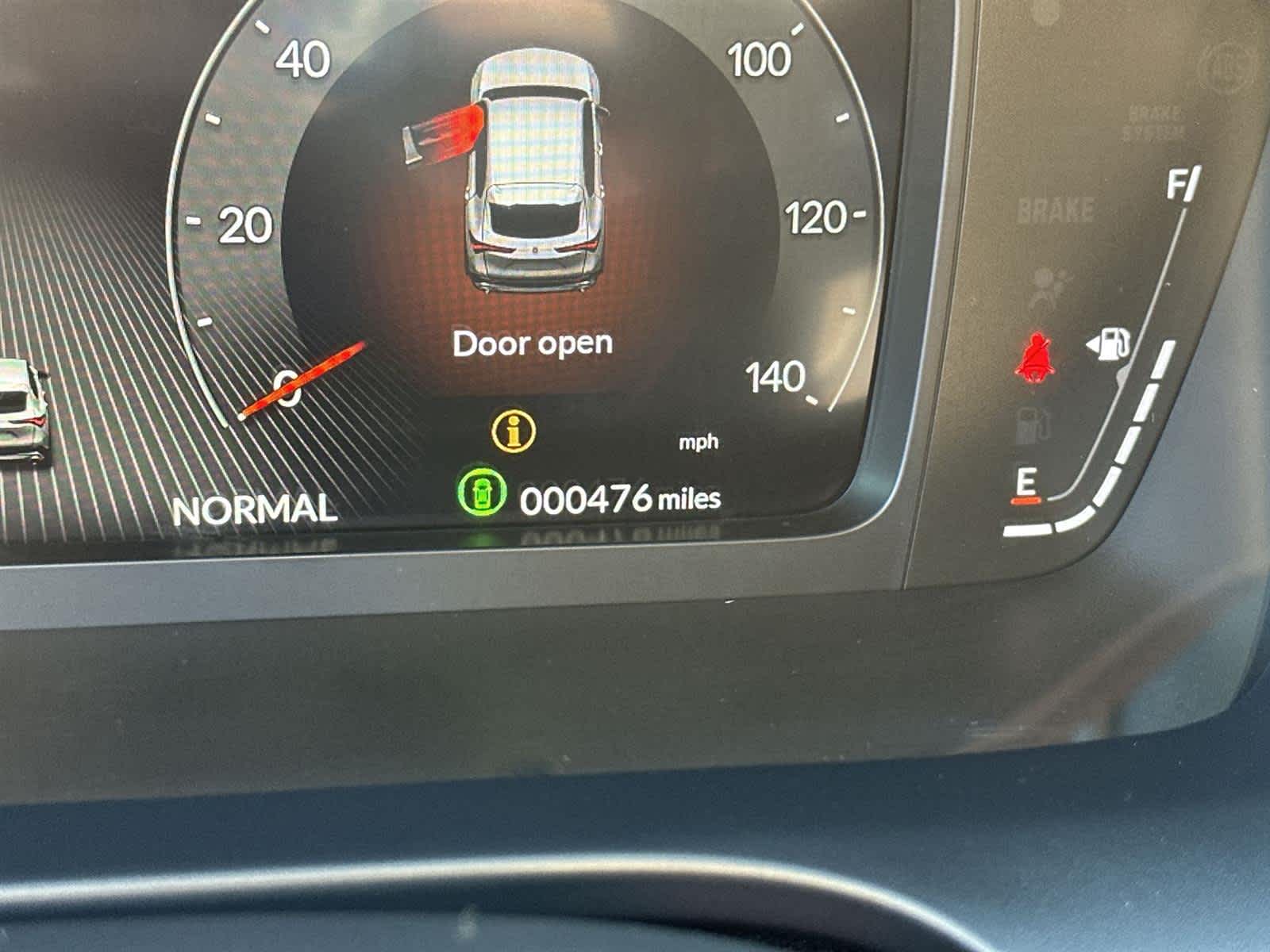 Thumbnail: 2025 Acura ADX - 18