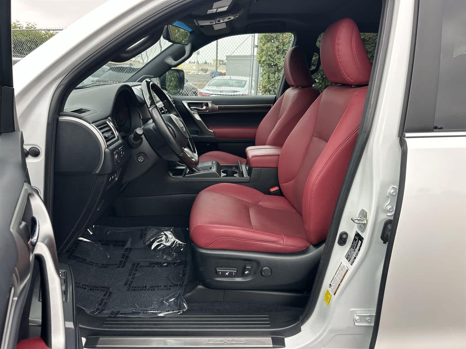 Thumbnail: 2023 Lexus GX - 11