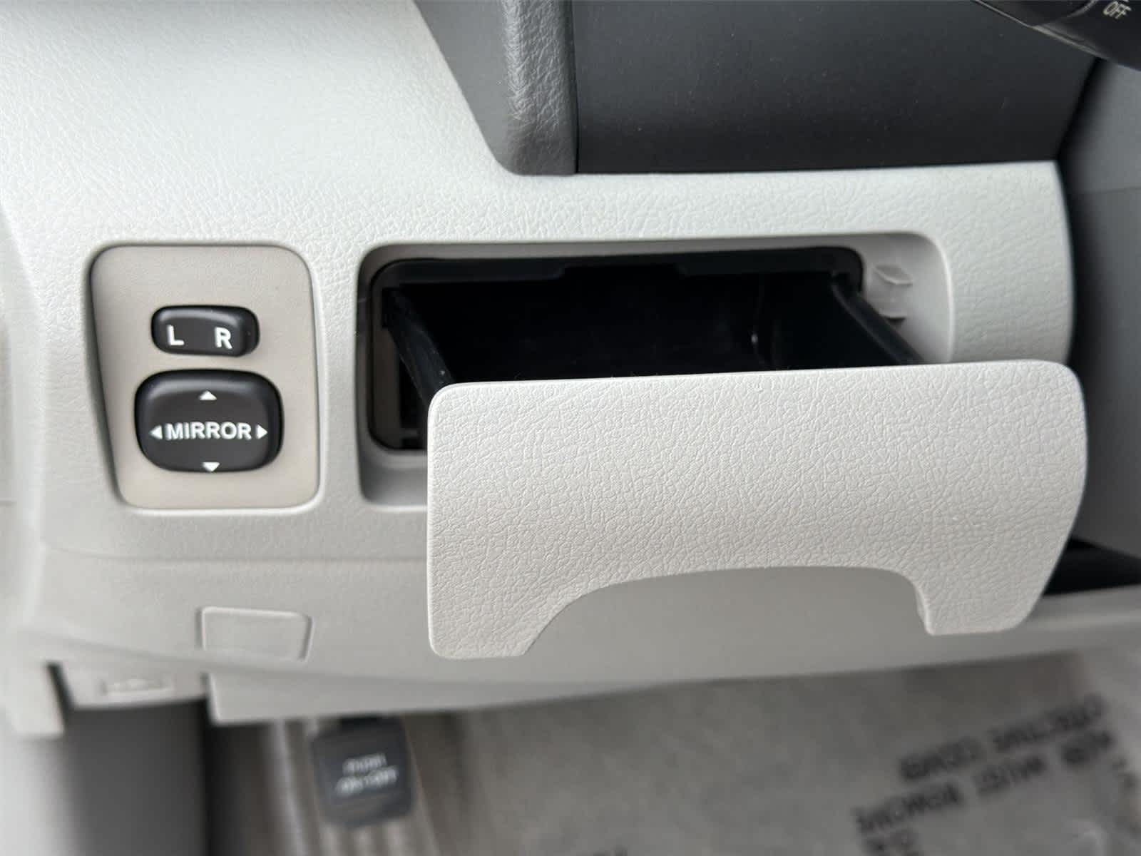 Thumbnail: 2009 Toyota Camry - 36