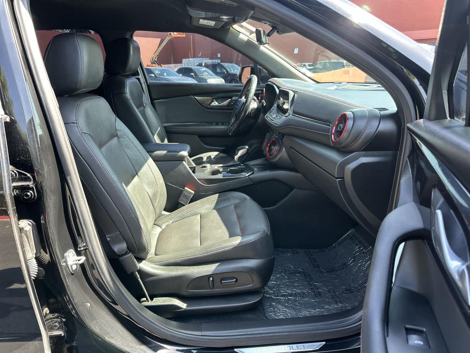 Thumbnail: 2020 Chevrolet Blazer - 14