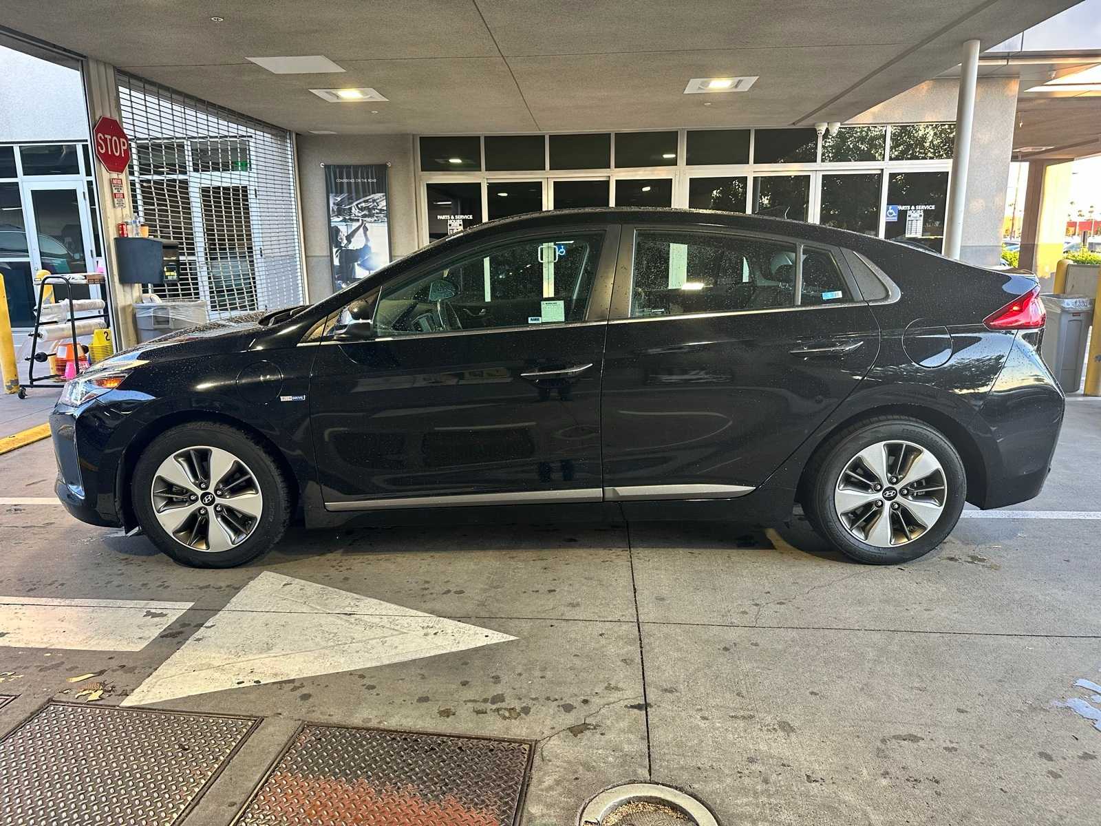 Thumbnail: 2019 Hyundai Ioniq - 2