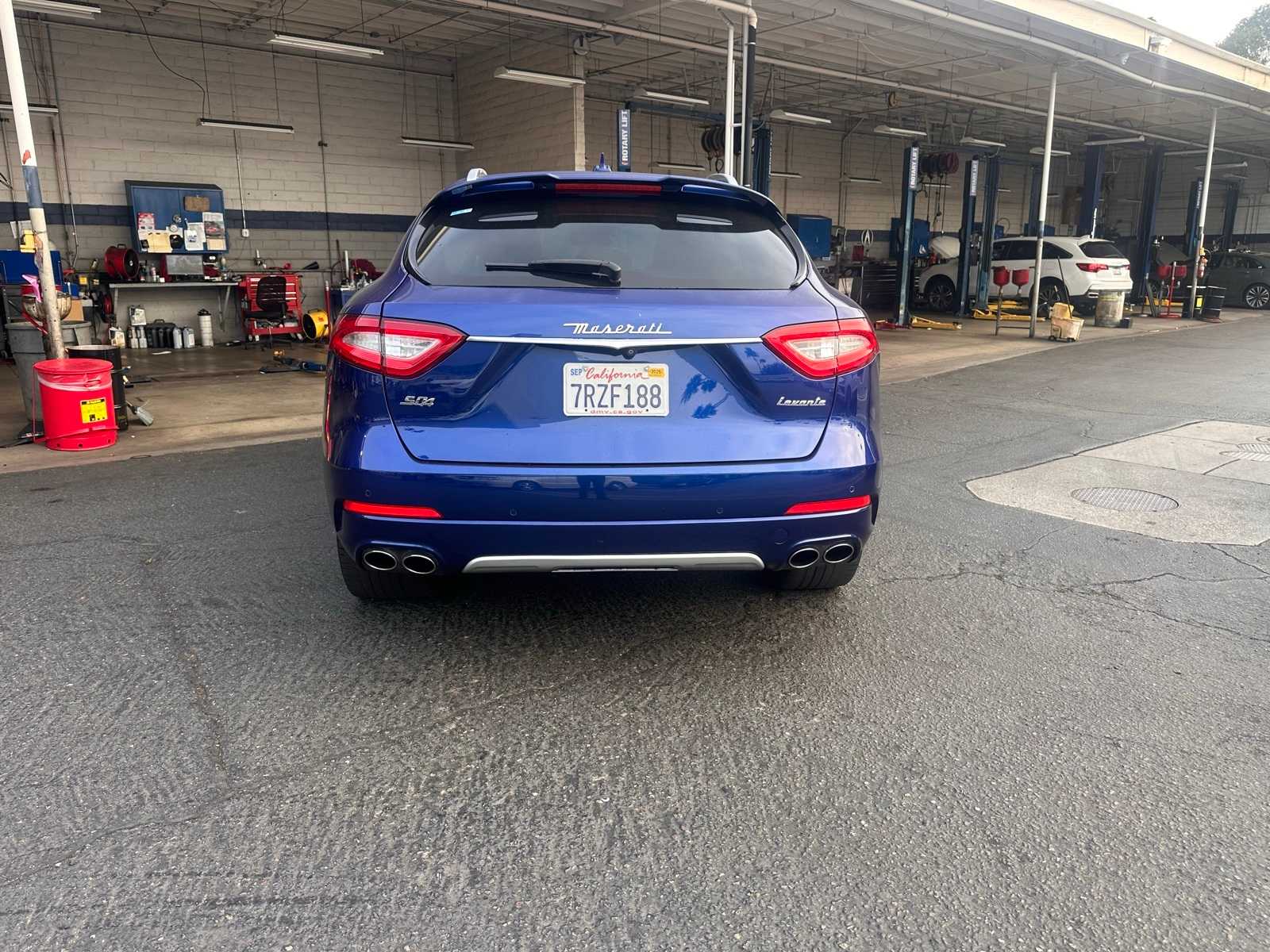 Thumbnail: 2017 Maserati Levante - 4