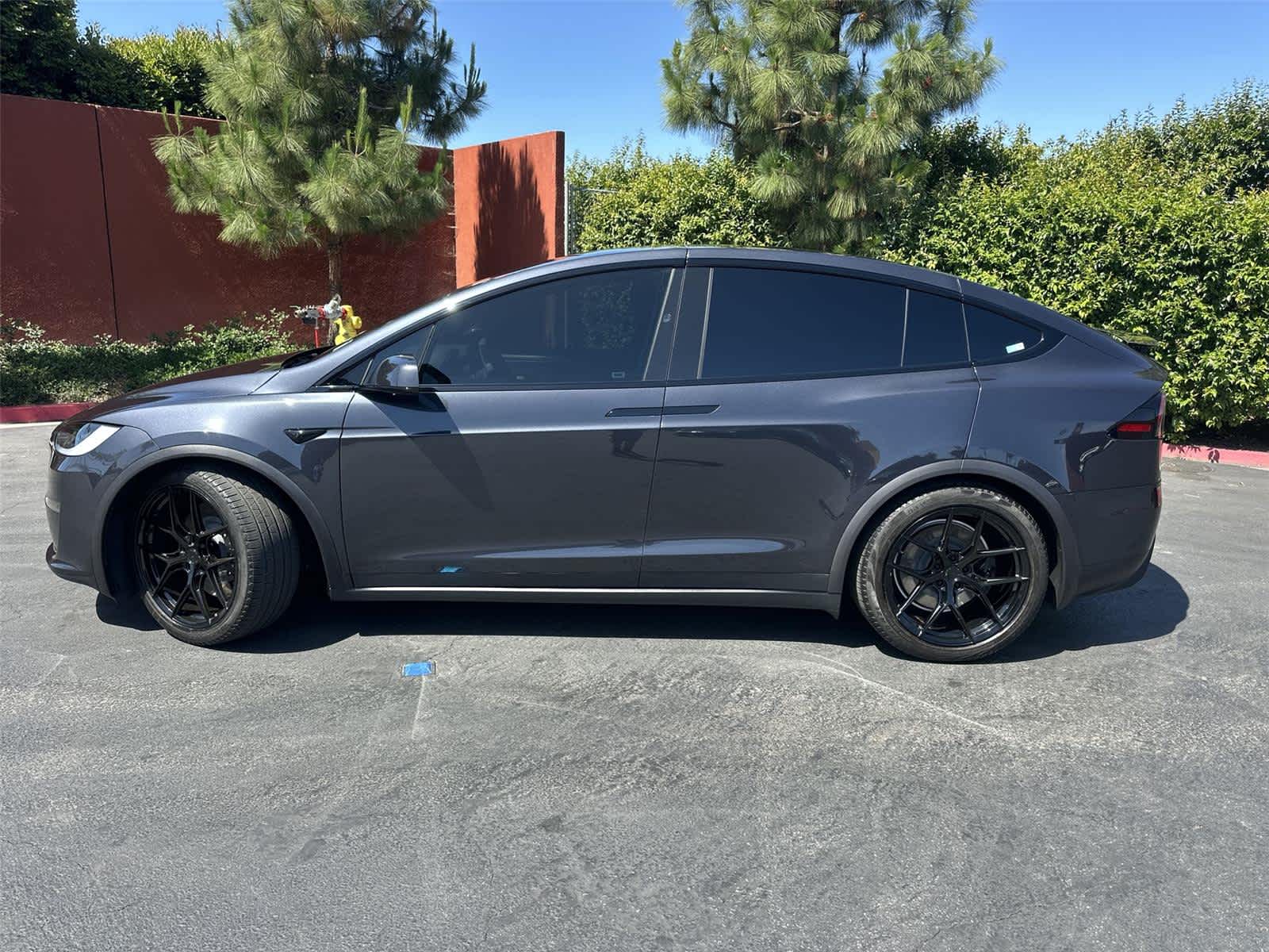 Thumbnail: 2024 Tesla Model X - 3