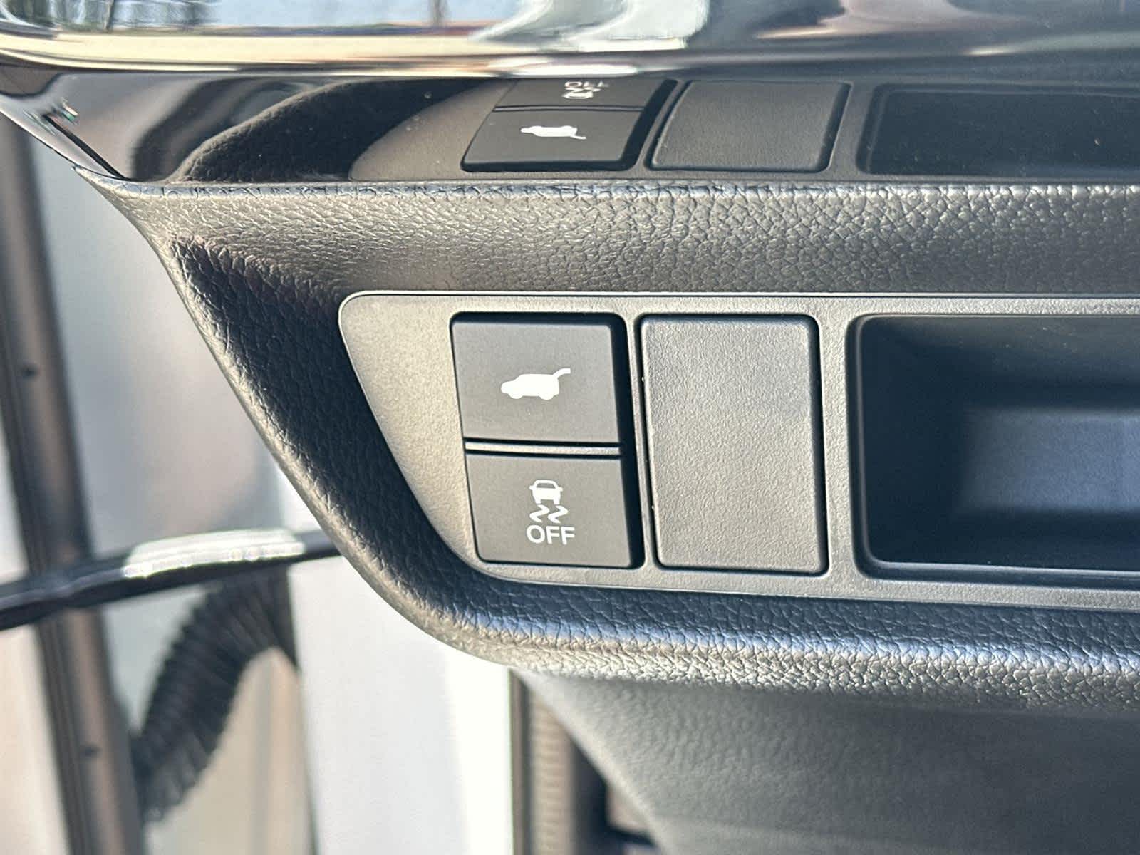 Thumbnail: 2025 Acura ADX - 27