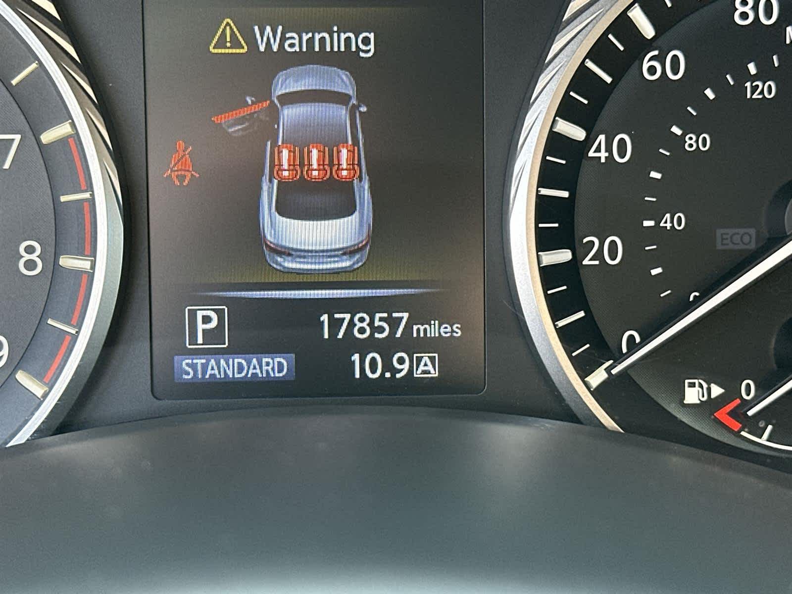 Thumbnail: 2023 INFINITI Q50 - 18