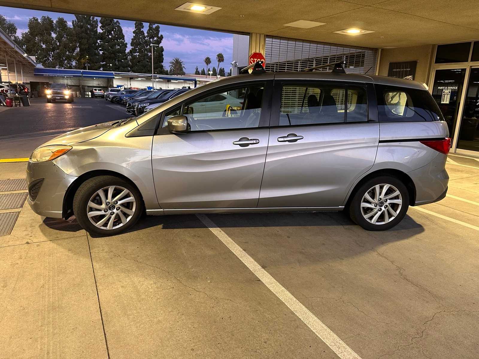 Thumbnail: 2014 Mazda Mazda5 - 2