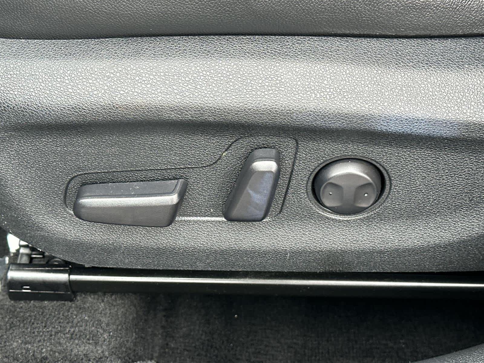 Thumbnail: 2018 Kia Niro - 22