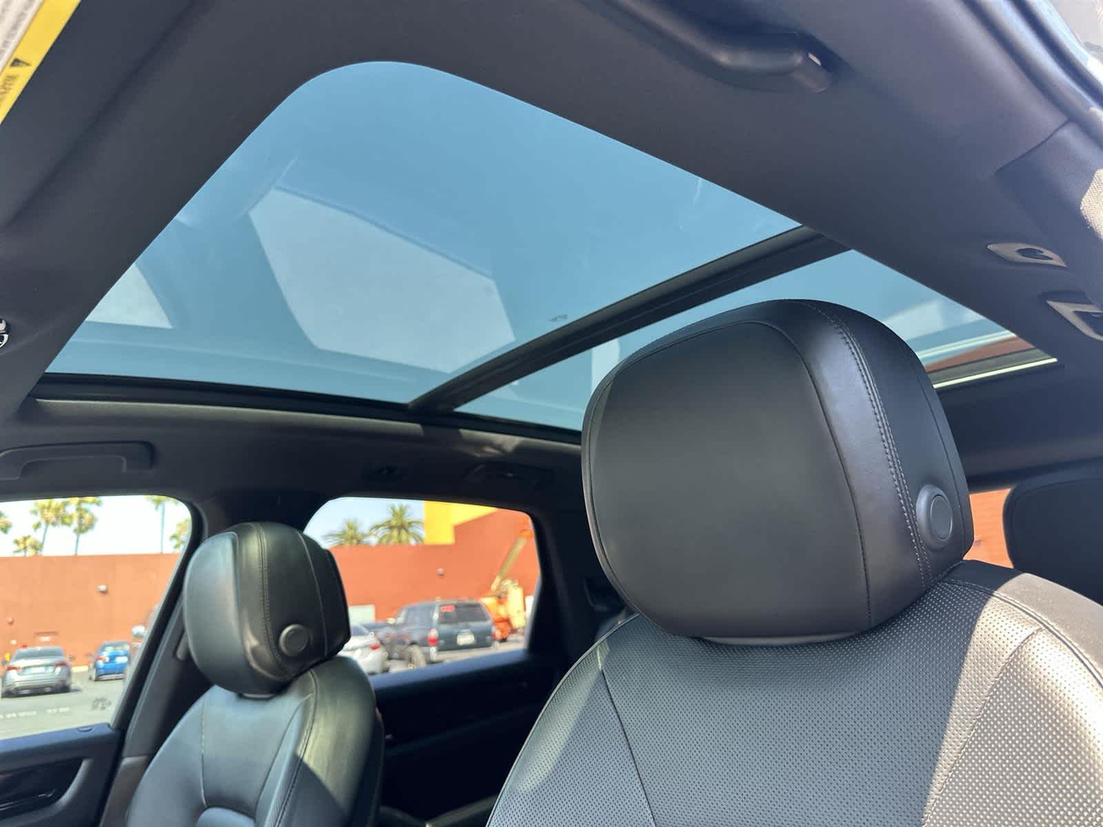 Thumbnail: 2020 Porsche Cayenne - 32