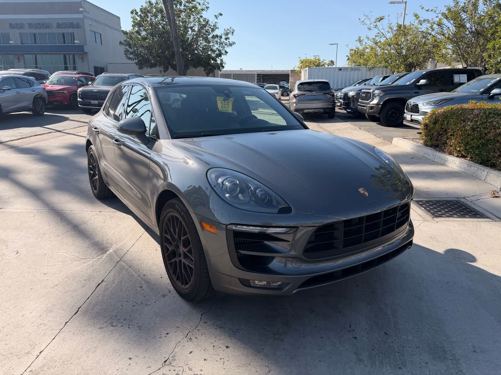 Thumbnail: 2018 Porsche Macan - 7