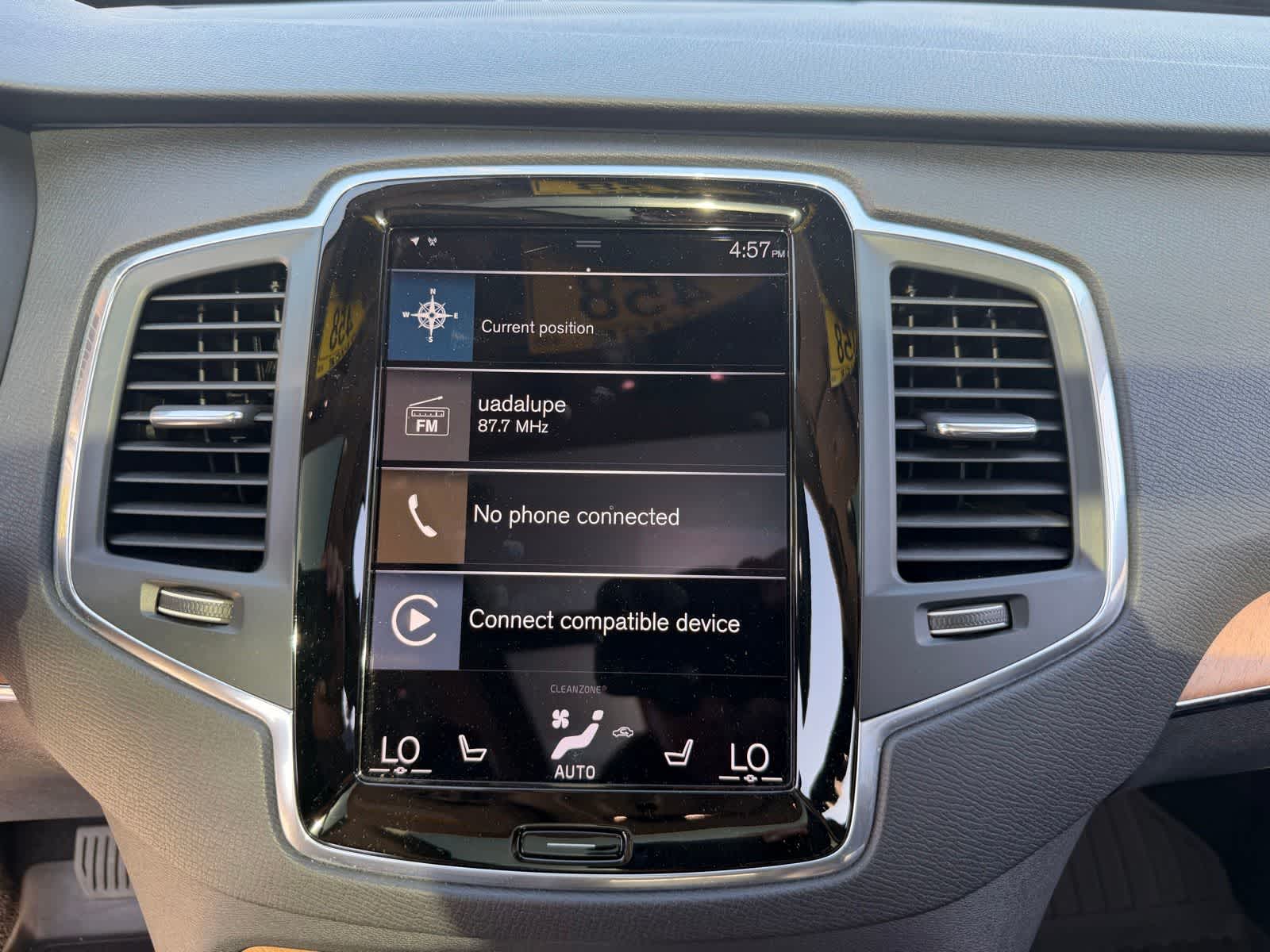 Thumbnail: 2022 Volvo XC90 - 13