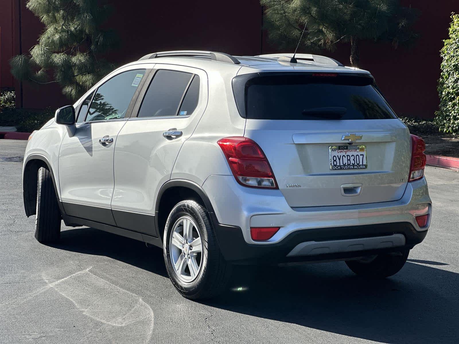 Thumbnail: 2018 Chevrolet Trax - 4