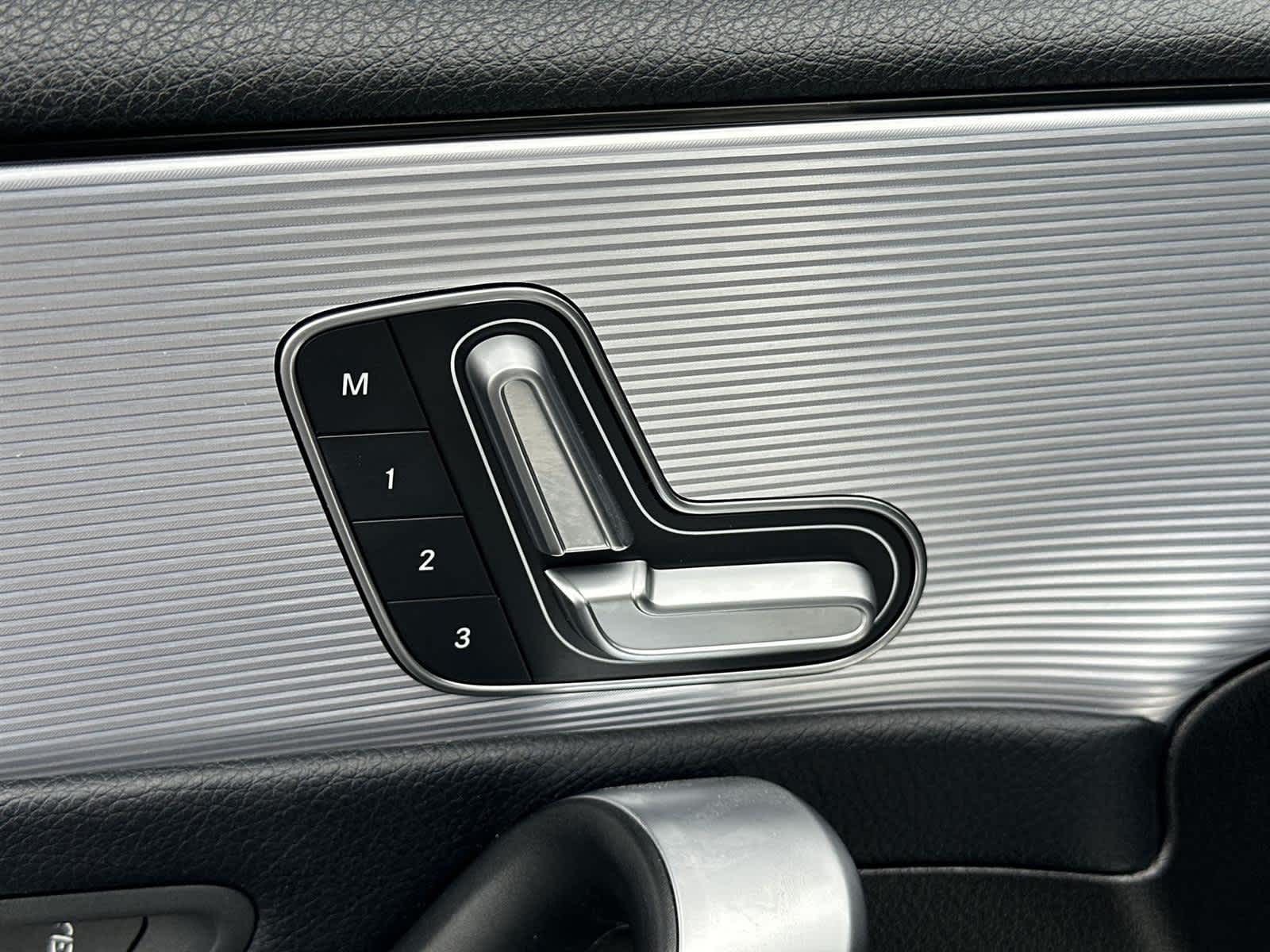 Thumbnail: 2019 Mercedes-Benz A-Class - 22