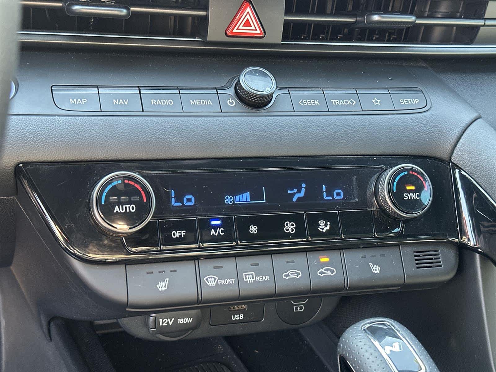 Thumbnail: 2025 Hyundai Elantra - 28