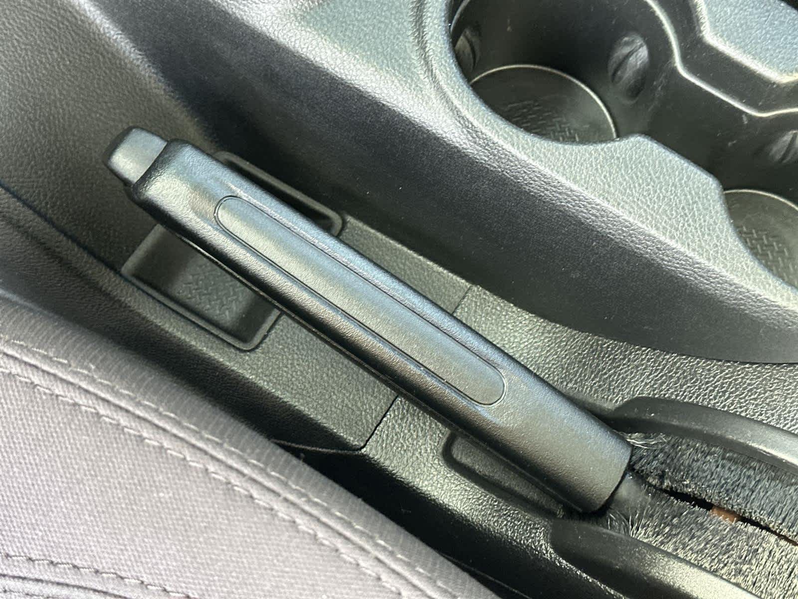 Thumbnail: 2015 Jeep Wrangler - 27