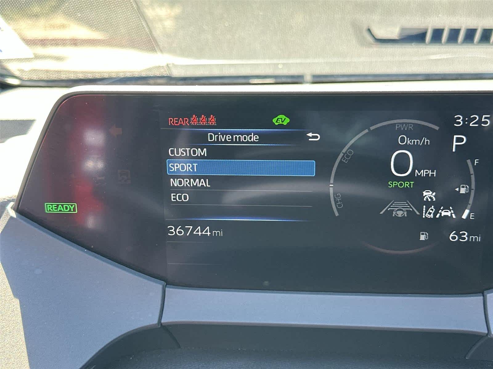 Thumbnail: 2023 Toyota Prius - 39