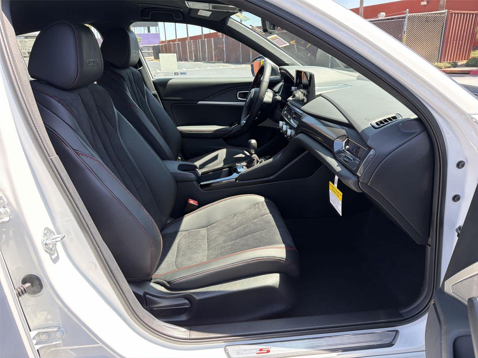 Thumbnail: 2026 Acura Integra - 15