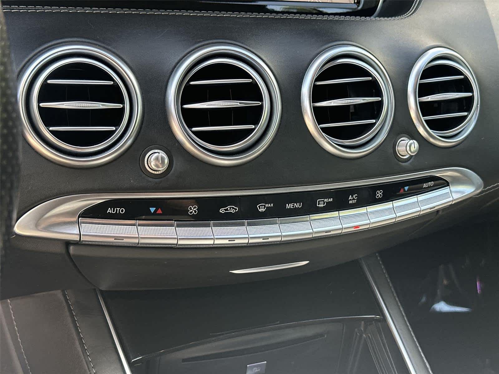 Thumbnail: 2015 Mercedes-Benz S-Class - 35