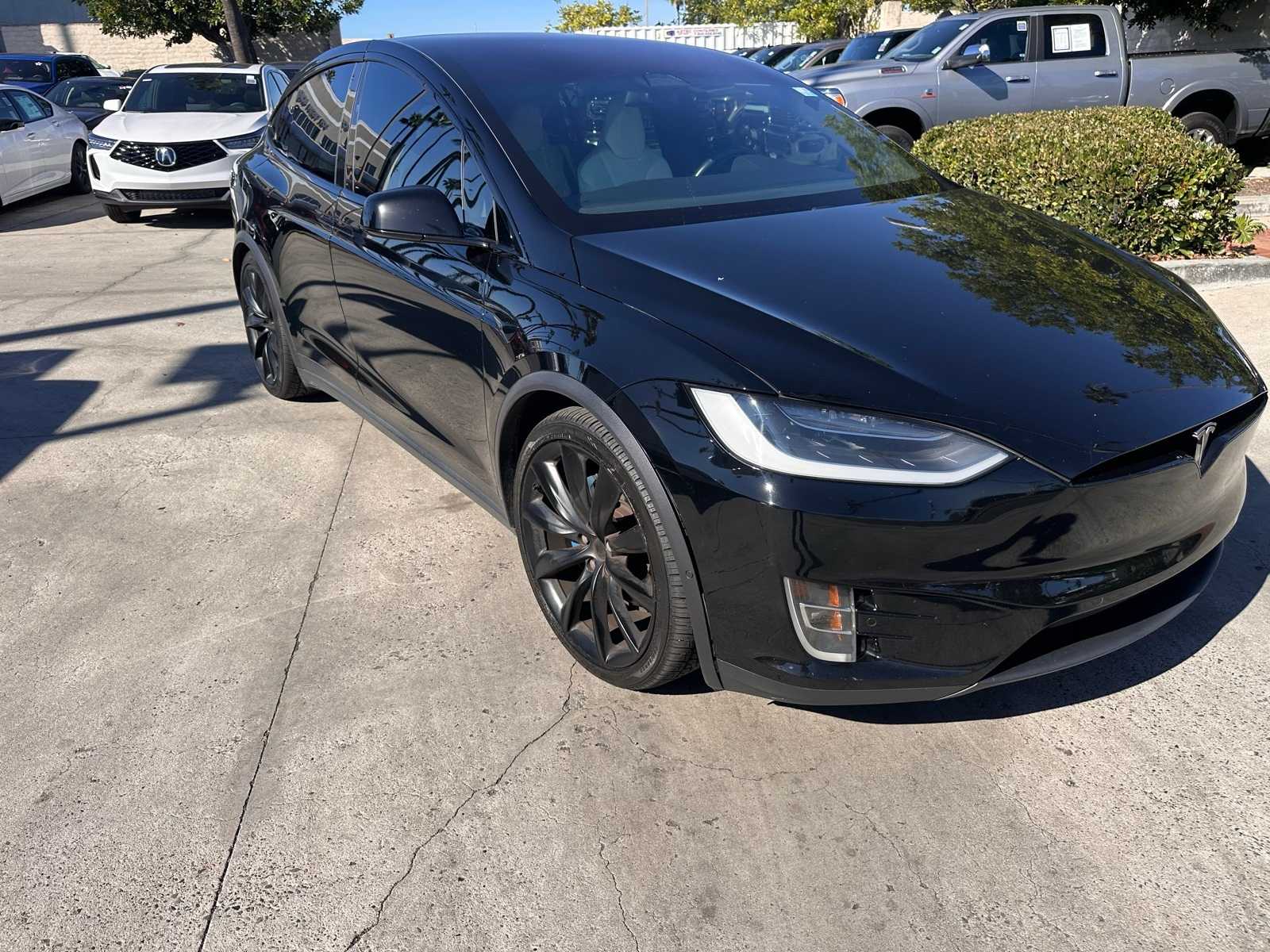 Thumbnail: 2018 Tesla Model X - 7