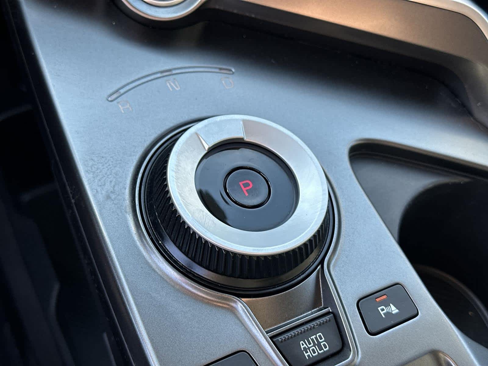 Thumbnail: 2022 Kia EV6 - 18