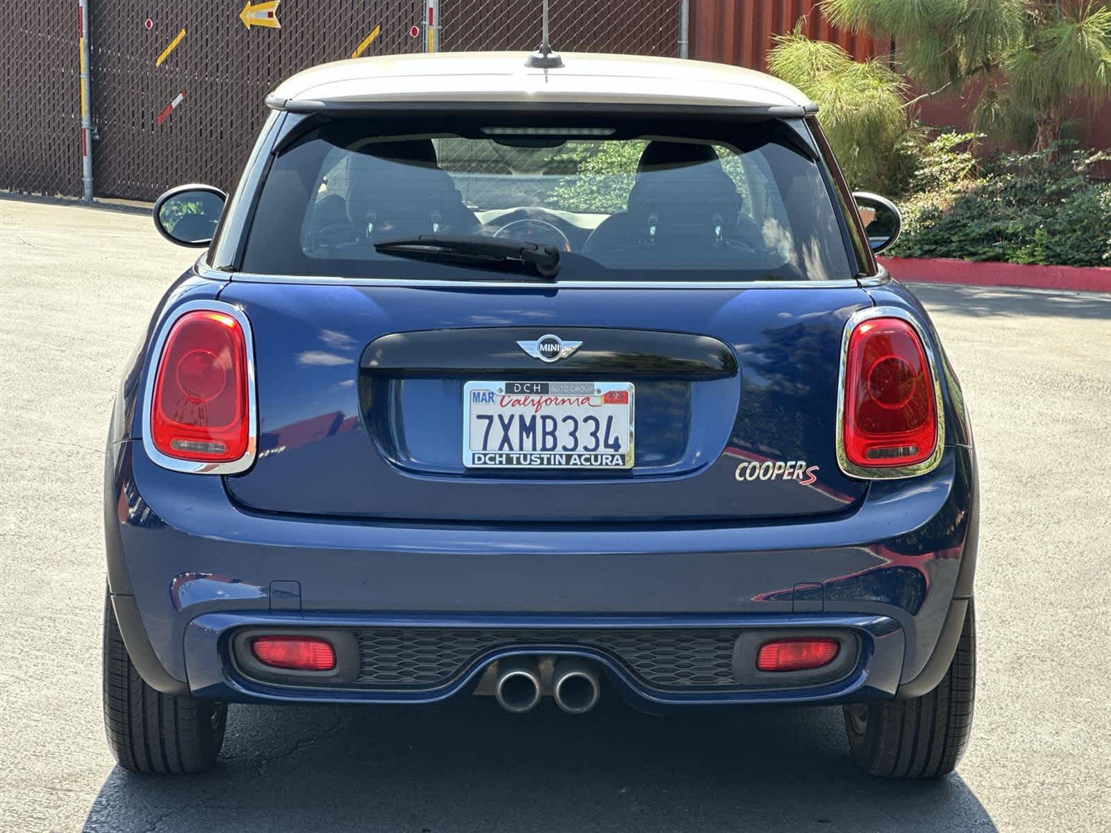 Thumbnail: 2017 MINI Cooper Hardtop - 5