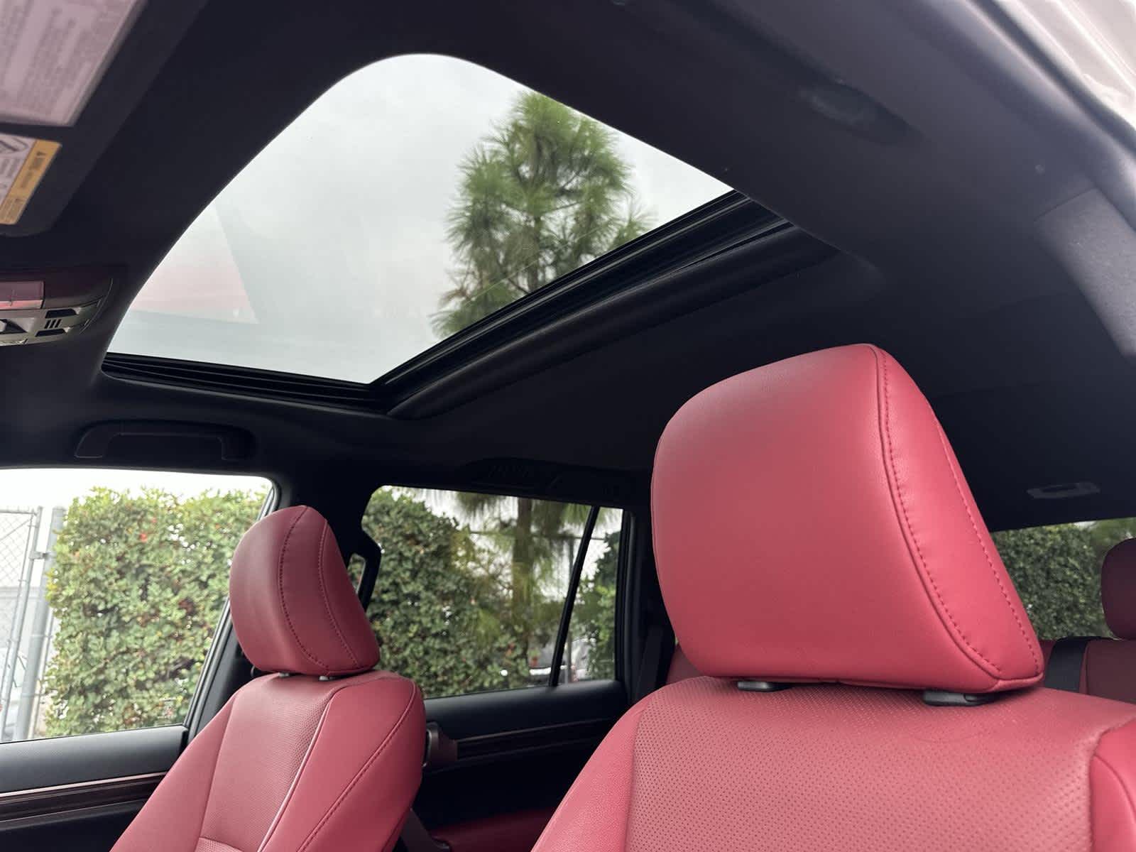 Thumbnail: 2023 Lexus GX - 32