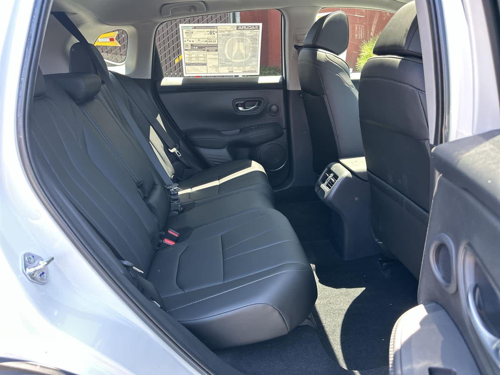 Thumbnail: 2025 Acura ADX - 13