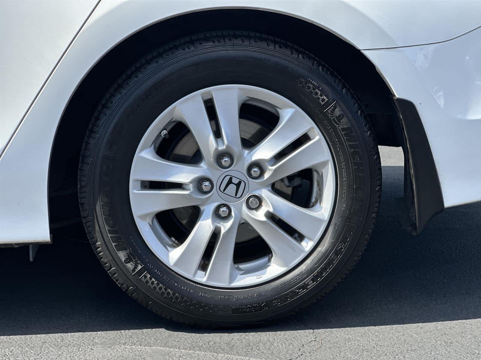 Thumbnail: 2009 Honda Accord - 8