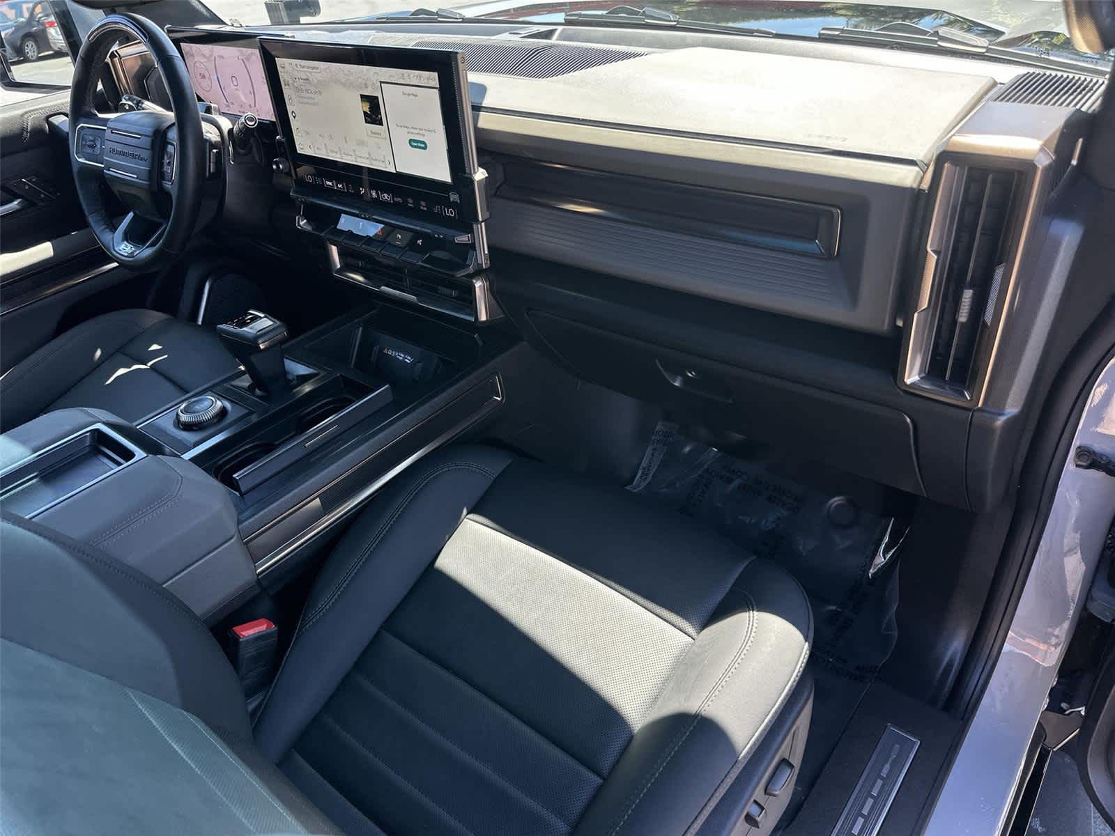 Thumbnail: 2024 GMC Hummer EV - 12